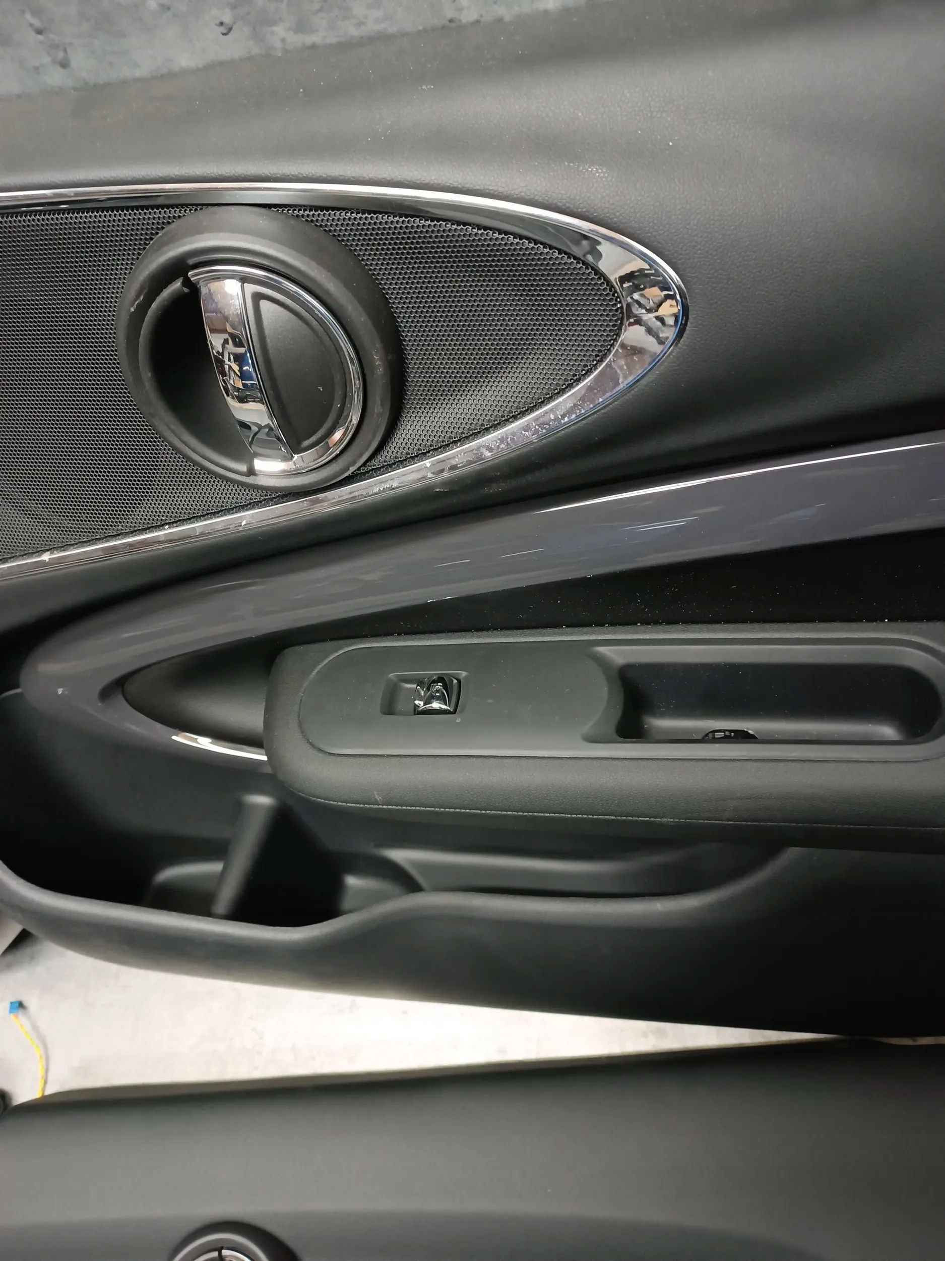 бочки дверные карты MINI CLUBMAN F54