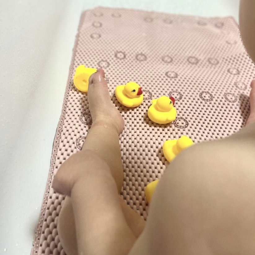 PETITE&MARS Antypoślizgowa Mata do wanny Harry Extra long Pink Stan opakowania oryginalne