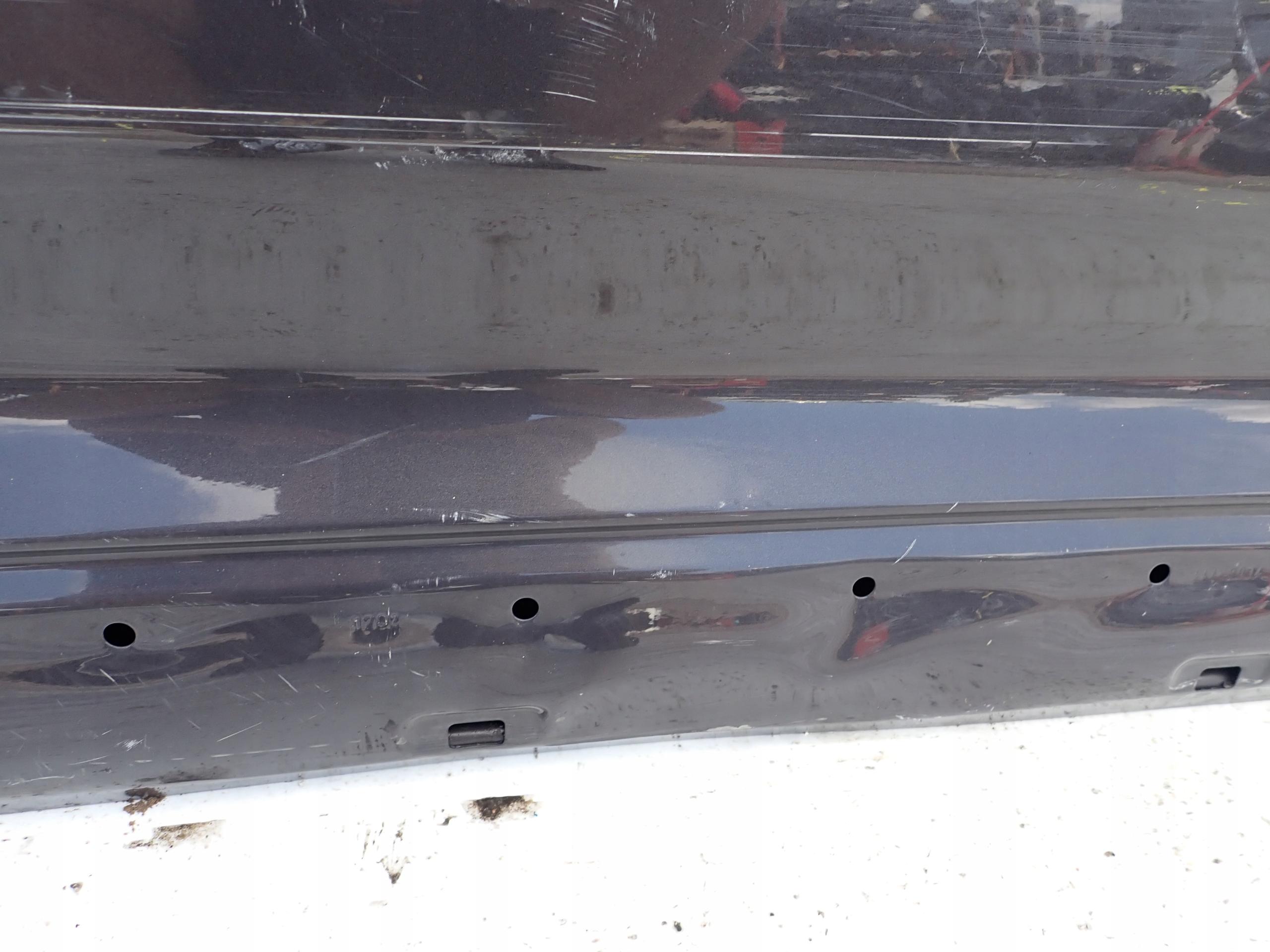 VW TOUAREG and 7L 02- door right front front