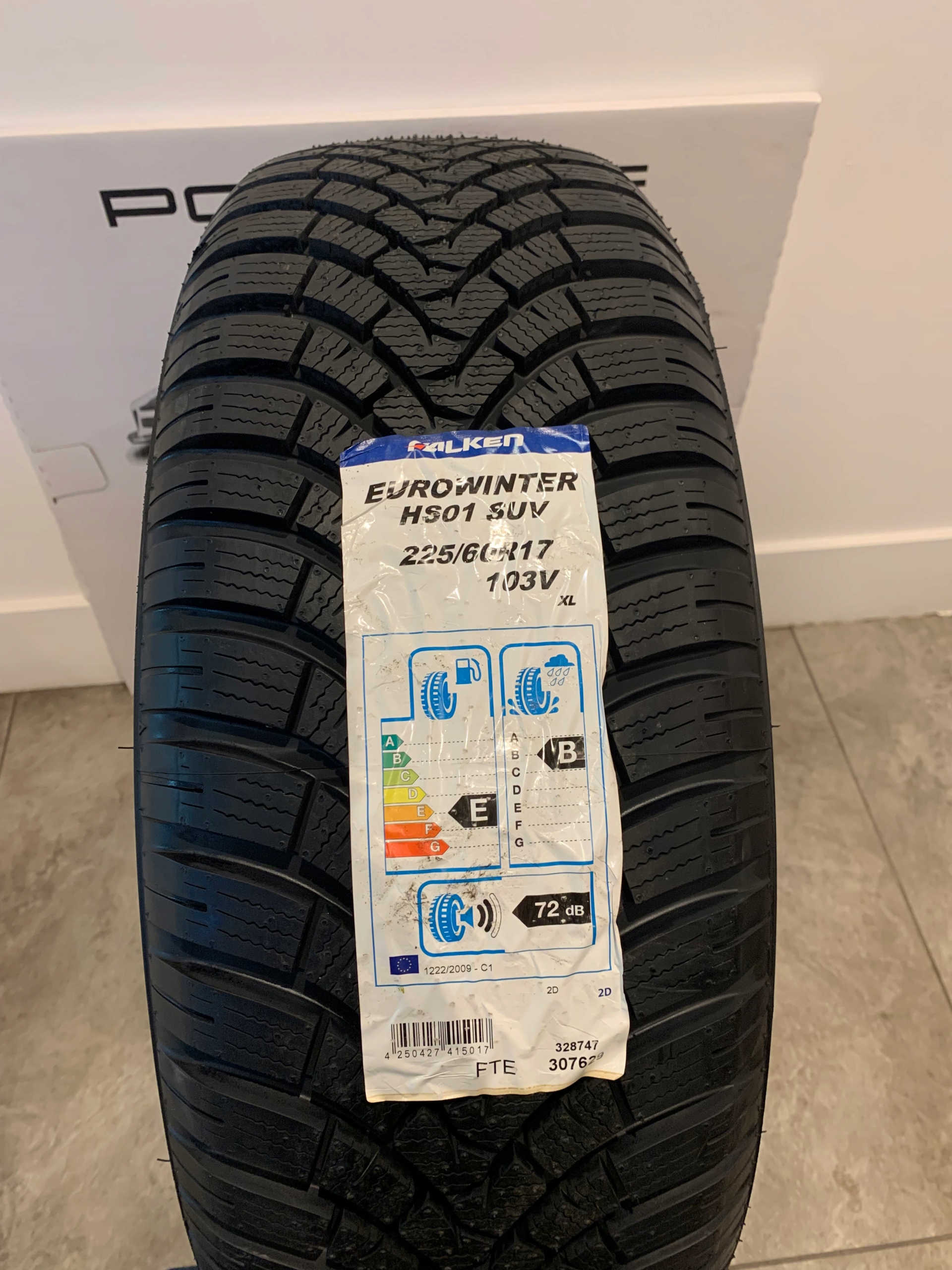 Зимние колеса R17 ALU OE JEEP COMPASS FALKEN