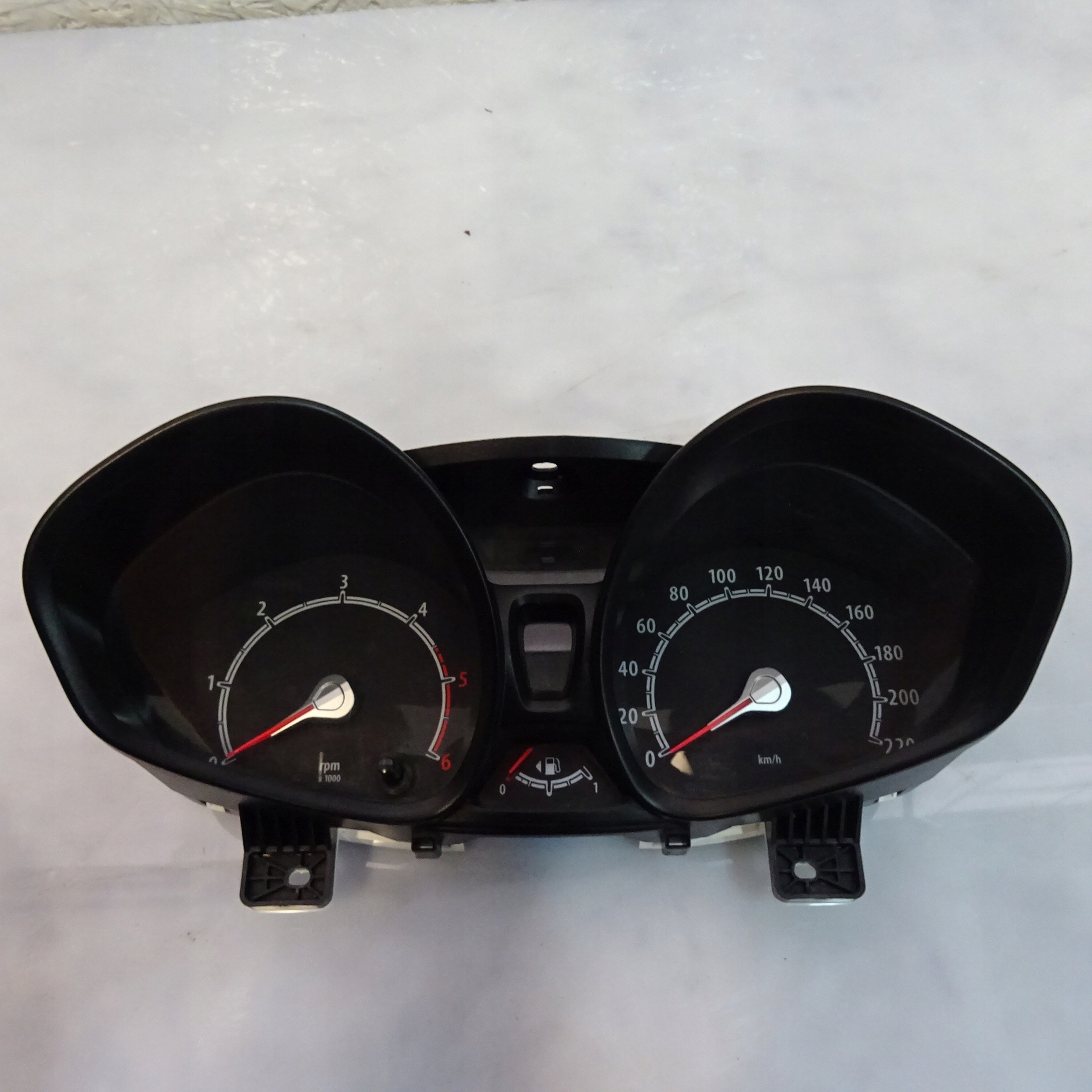 FORD FIESTA MK7 1.6TDCI dials 8A6T-10849-CJ