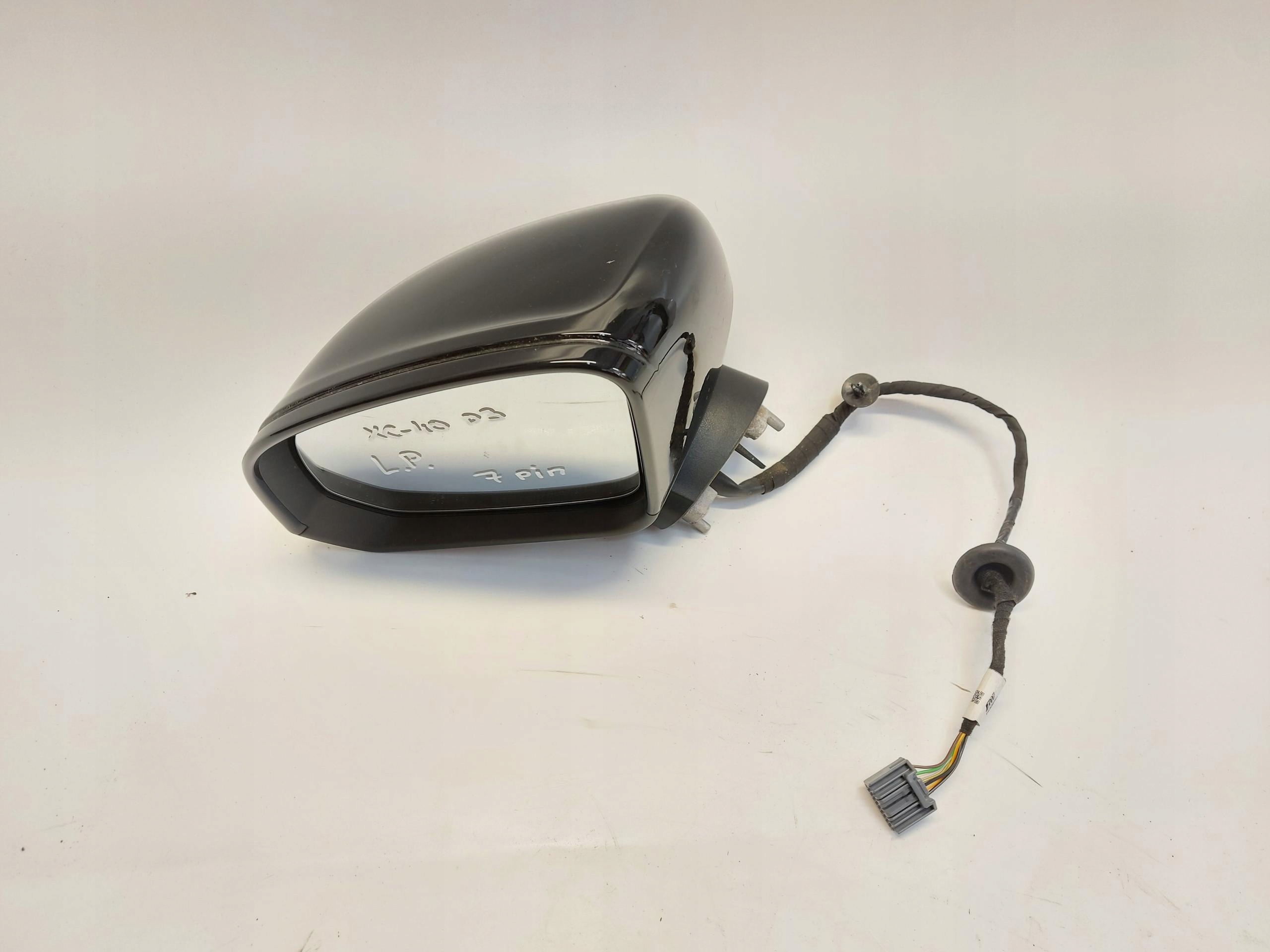VOLVO XC40 D3 mirror left 7 PIN 717-15 RHD