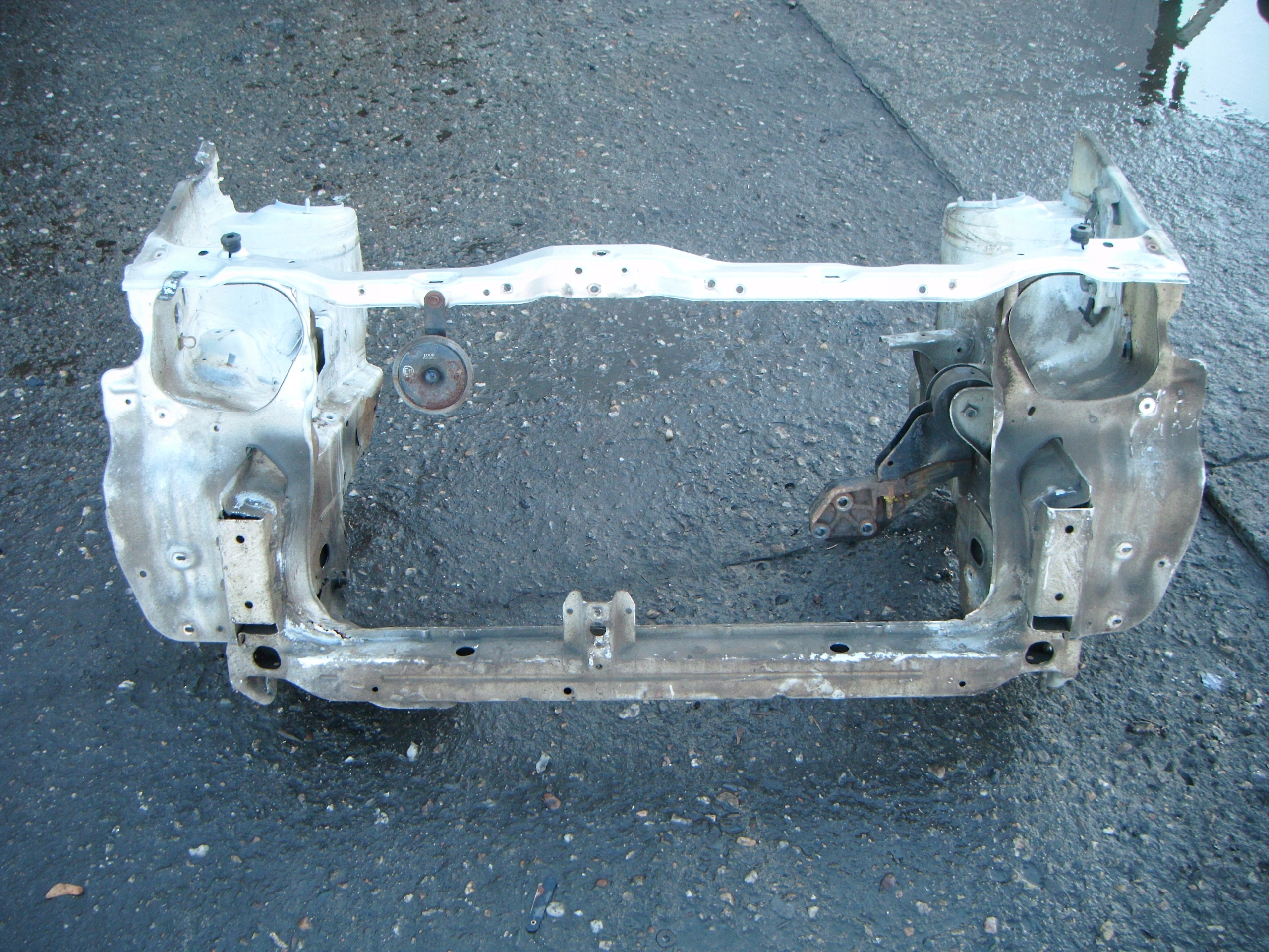 SUZUKI ALTO V 98-04 PAS PRZEDNI ĆWIARTKA