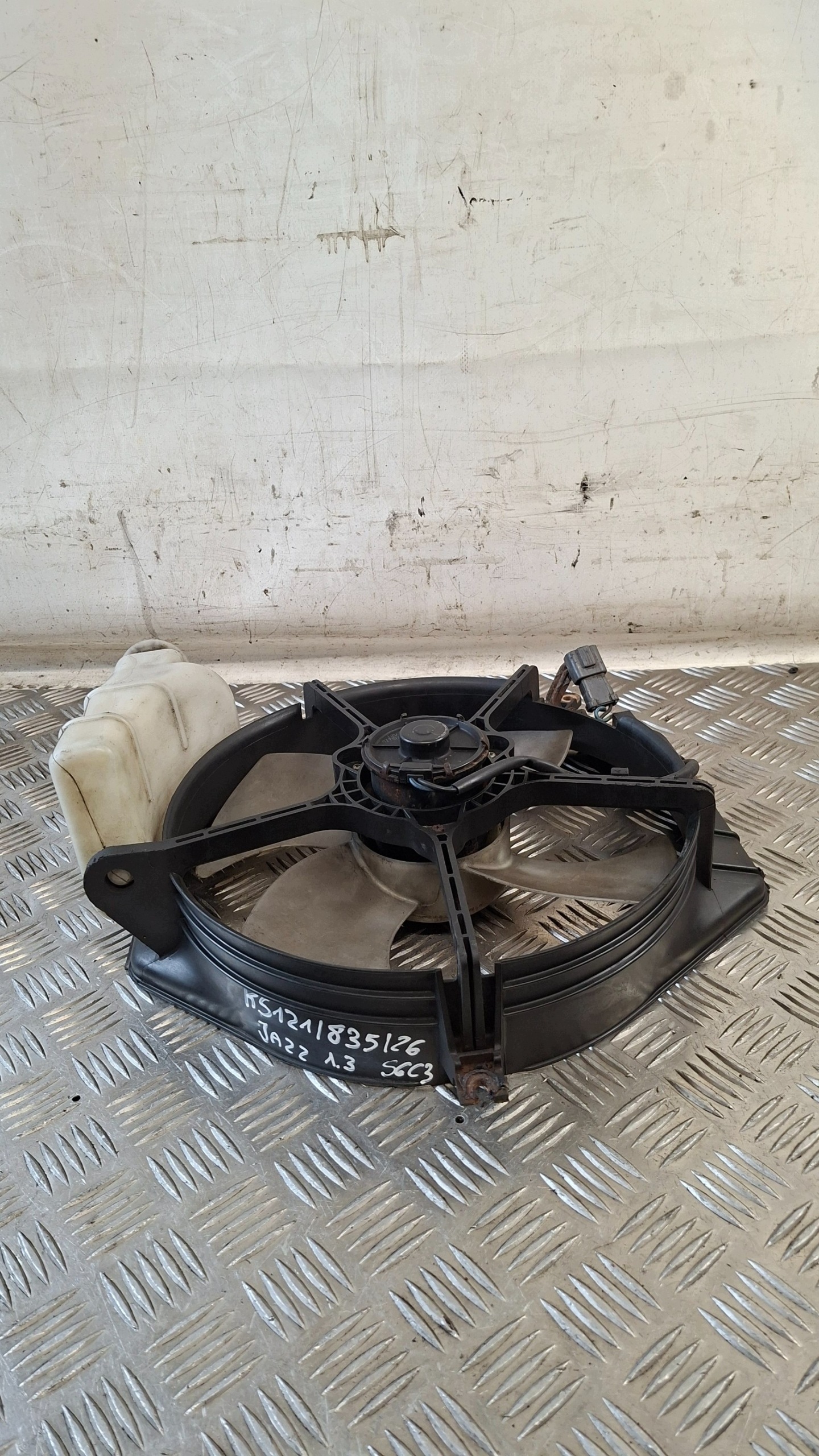 ventilátor chladiče HONDA JAZZ II 1.3B 2002