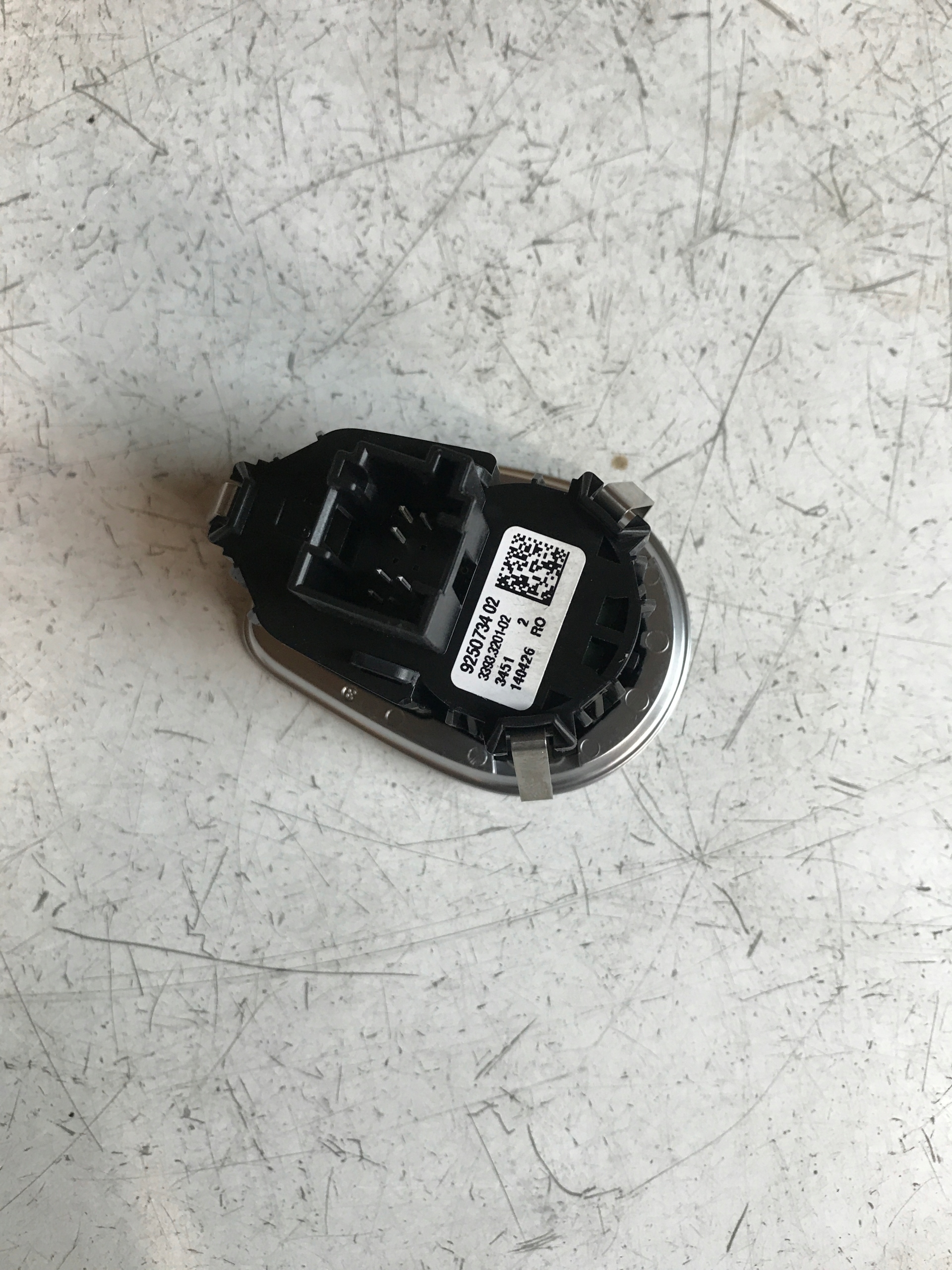 Bouton START STOP BMW 1 F20 9250734