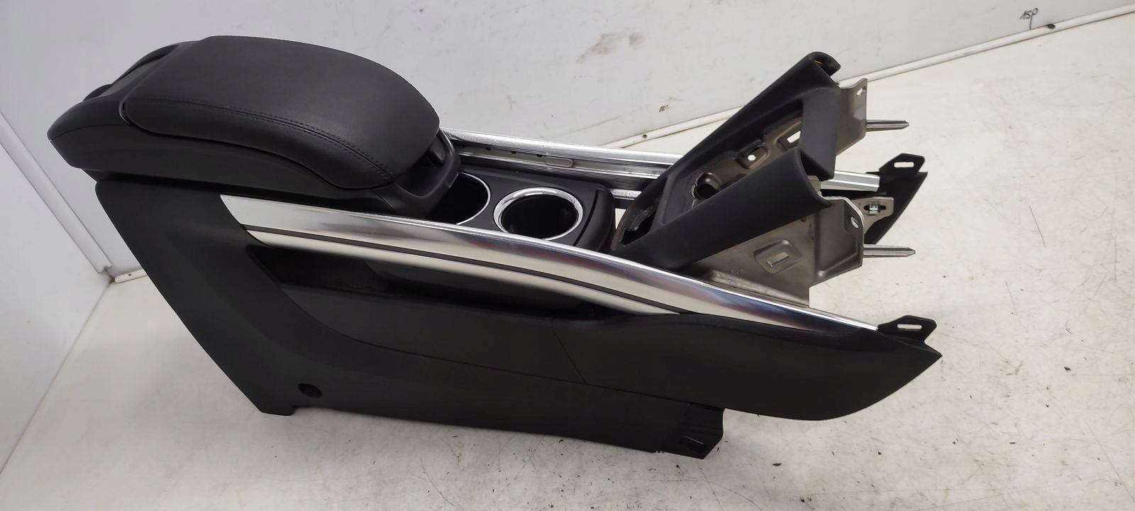 bracciolo tunel Opel Zafira C 1,4