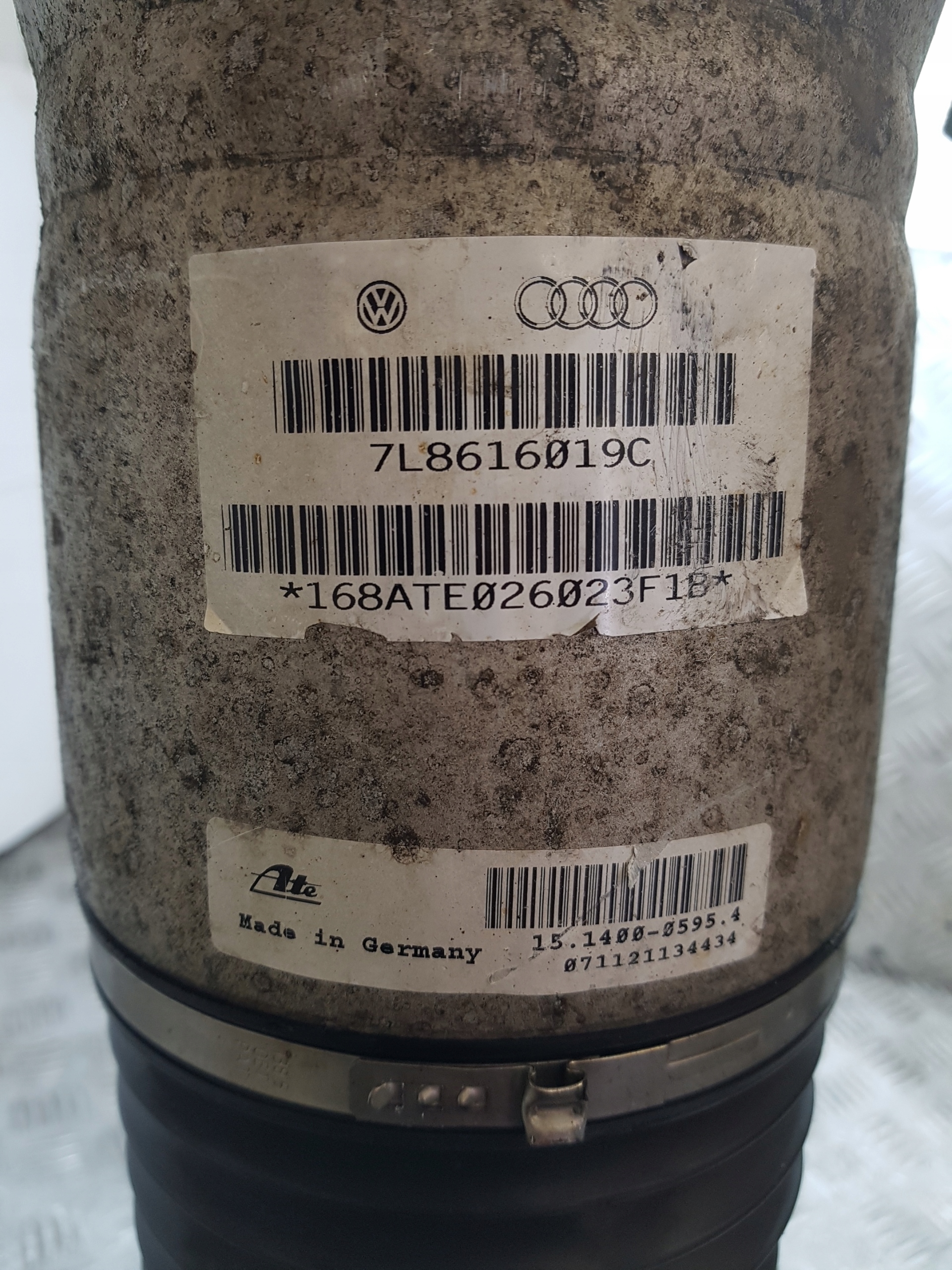 Stoßdämpfer PNEUMATYCZNY AUDI Q7 7L8616019C