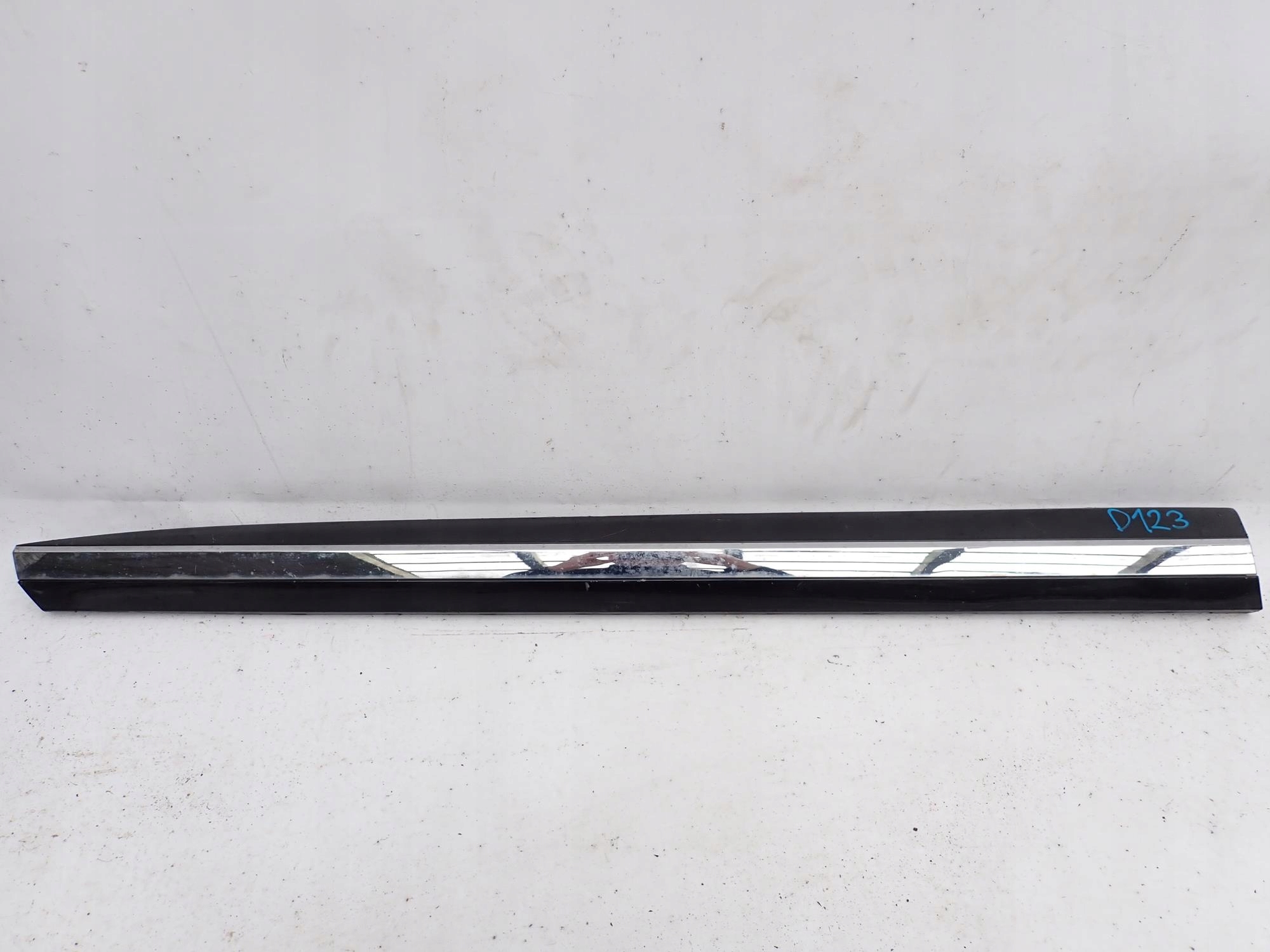 VW ARTEON 17-> cap moulding door left front