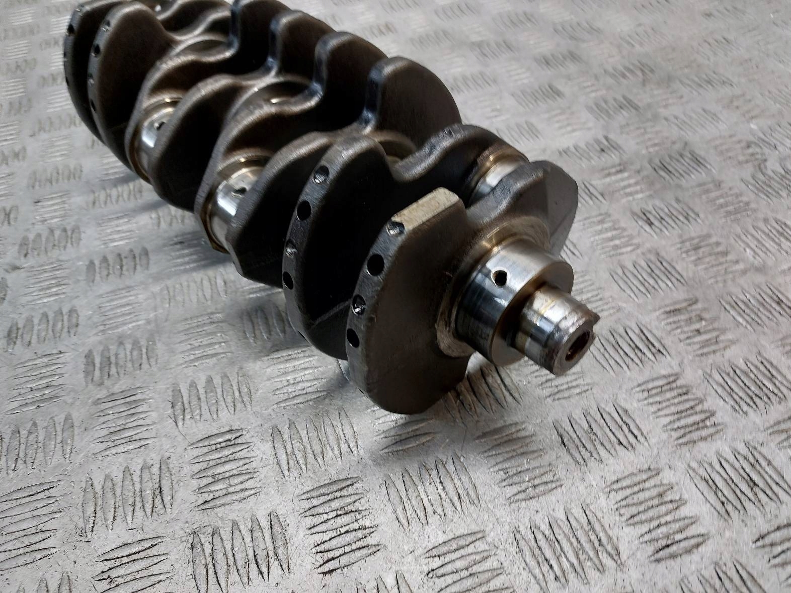 crank VOLKSWAGEN TRANSPORTER T4 ABL 1.9 TD