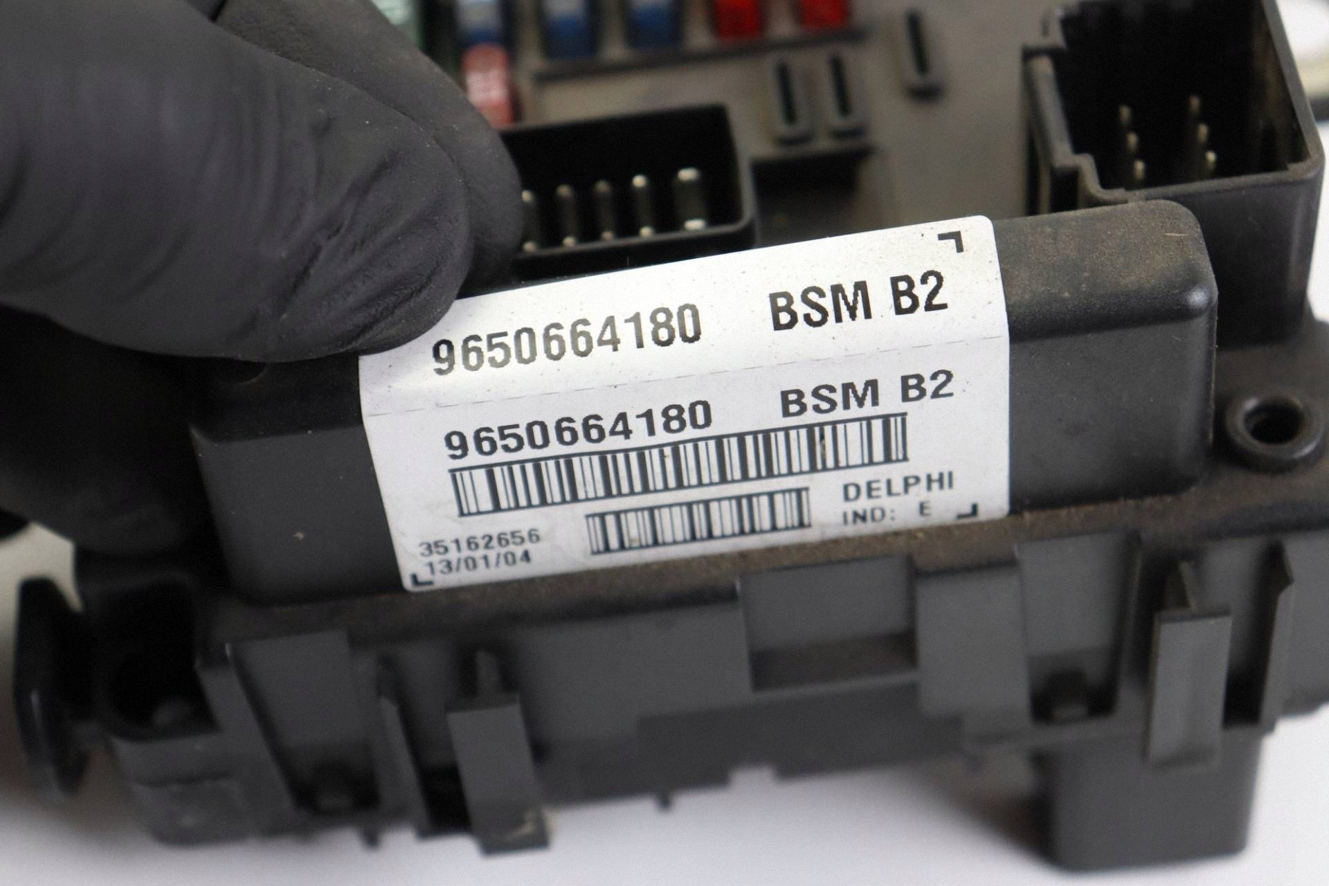 CITROEN PEUGEOT module compartment control unit BSM 9650664180