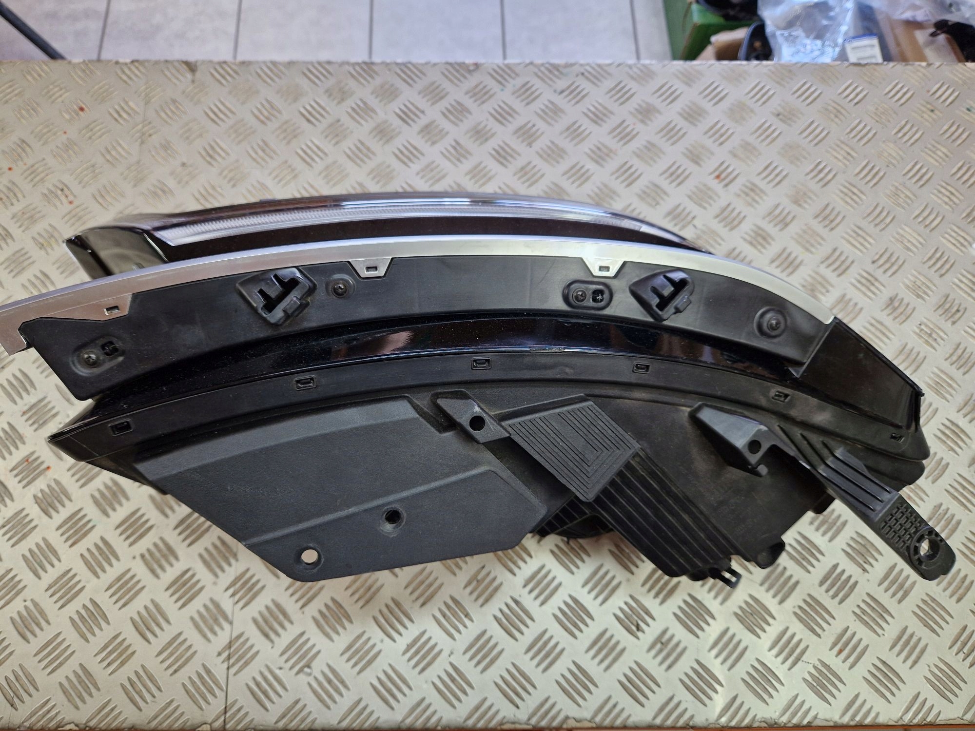 light right front FULL LED KIA SORENTO IV 2020R->