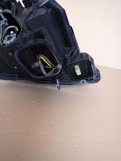 BMW E92 E93 3 XENON DYNAMIC reflektor left light left 7162141-13
