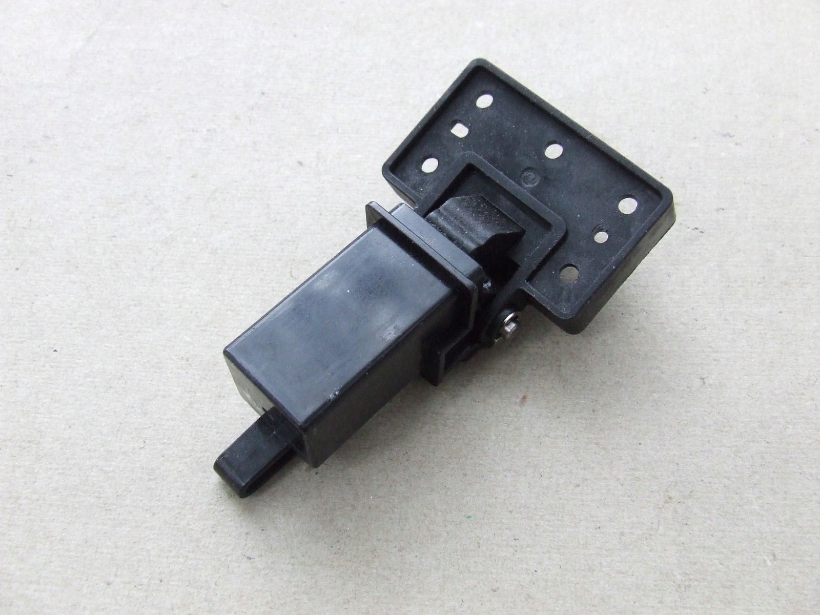 Zawias RADF BIZHUB c35