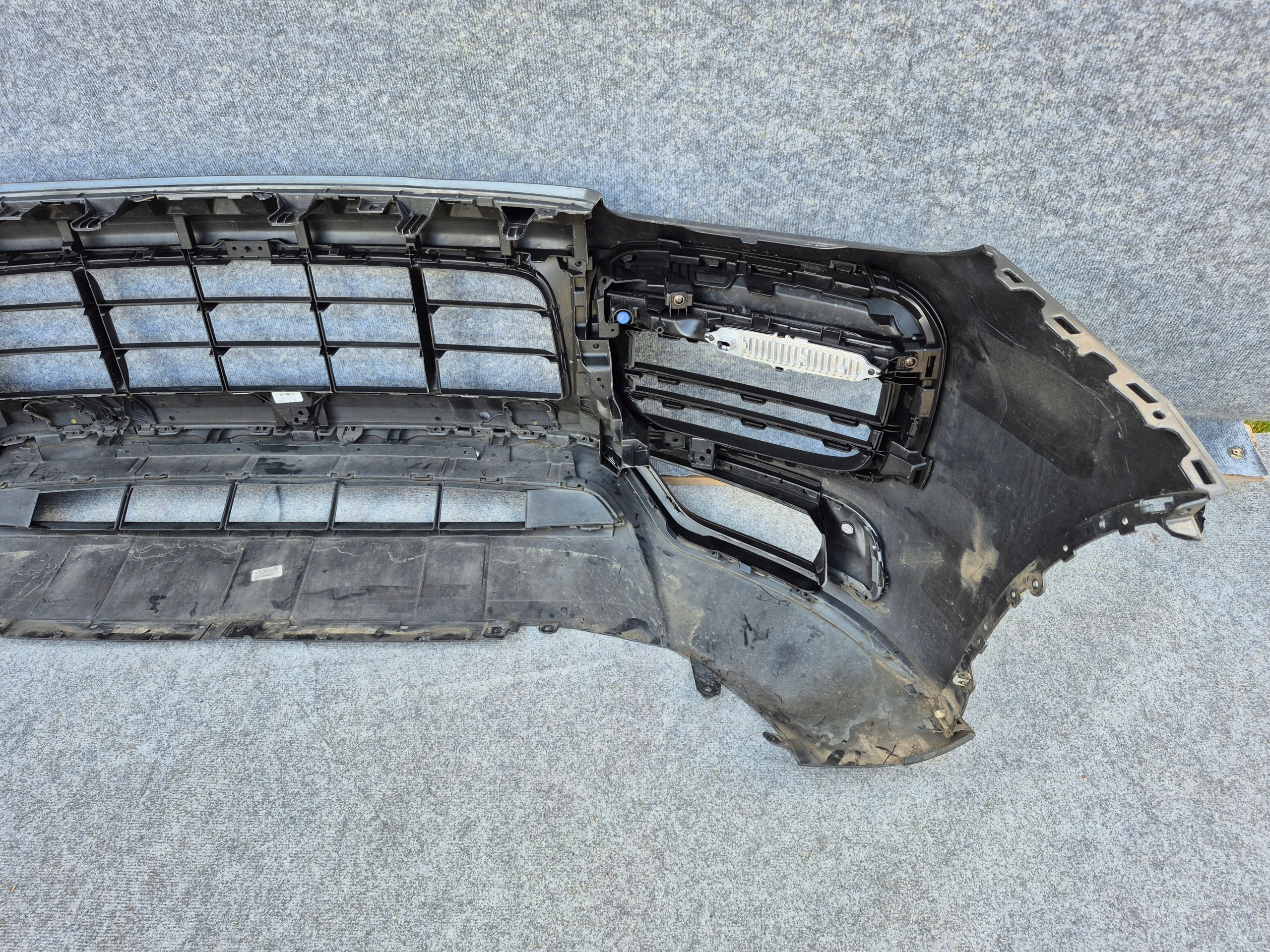 PORSCHE CAYENNE 9Y0 GTS SPORT DESIGN ZDERZAK PRZÓD Waga produktu z opakowaniem jednostkowym 15 kg