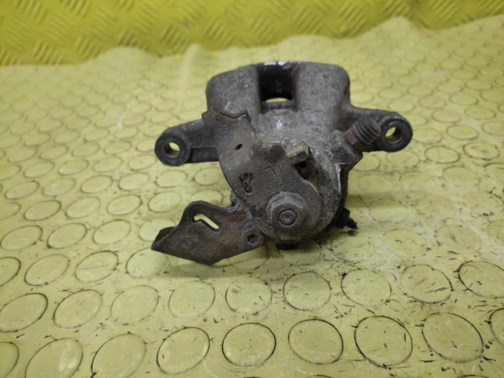 PEUGEOT 307 1.6 HDI caliper brake left rear part