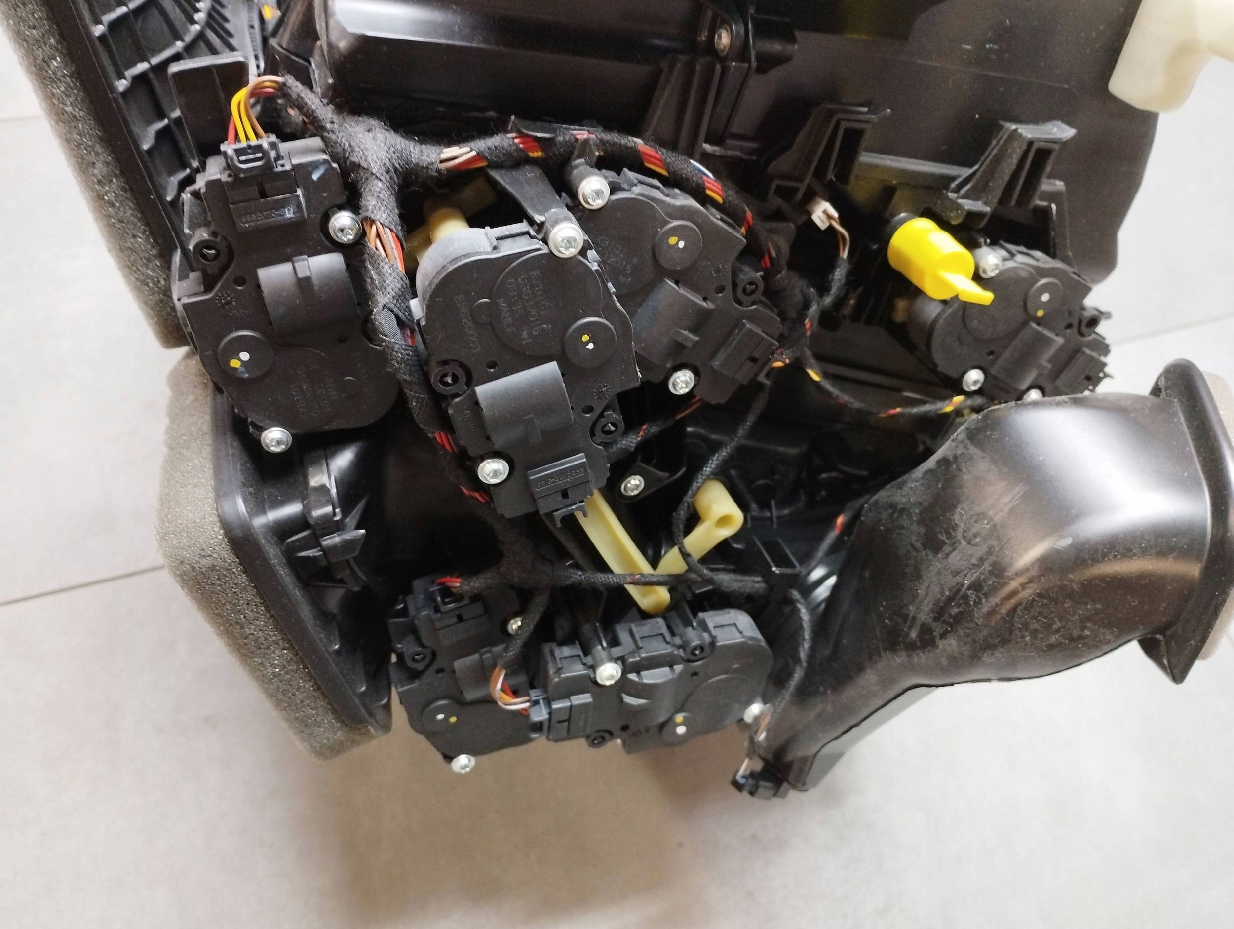 BMW 7 G11 heater 94255711 UK