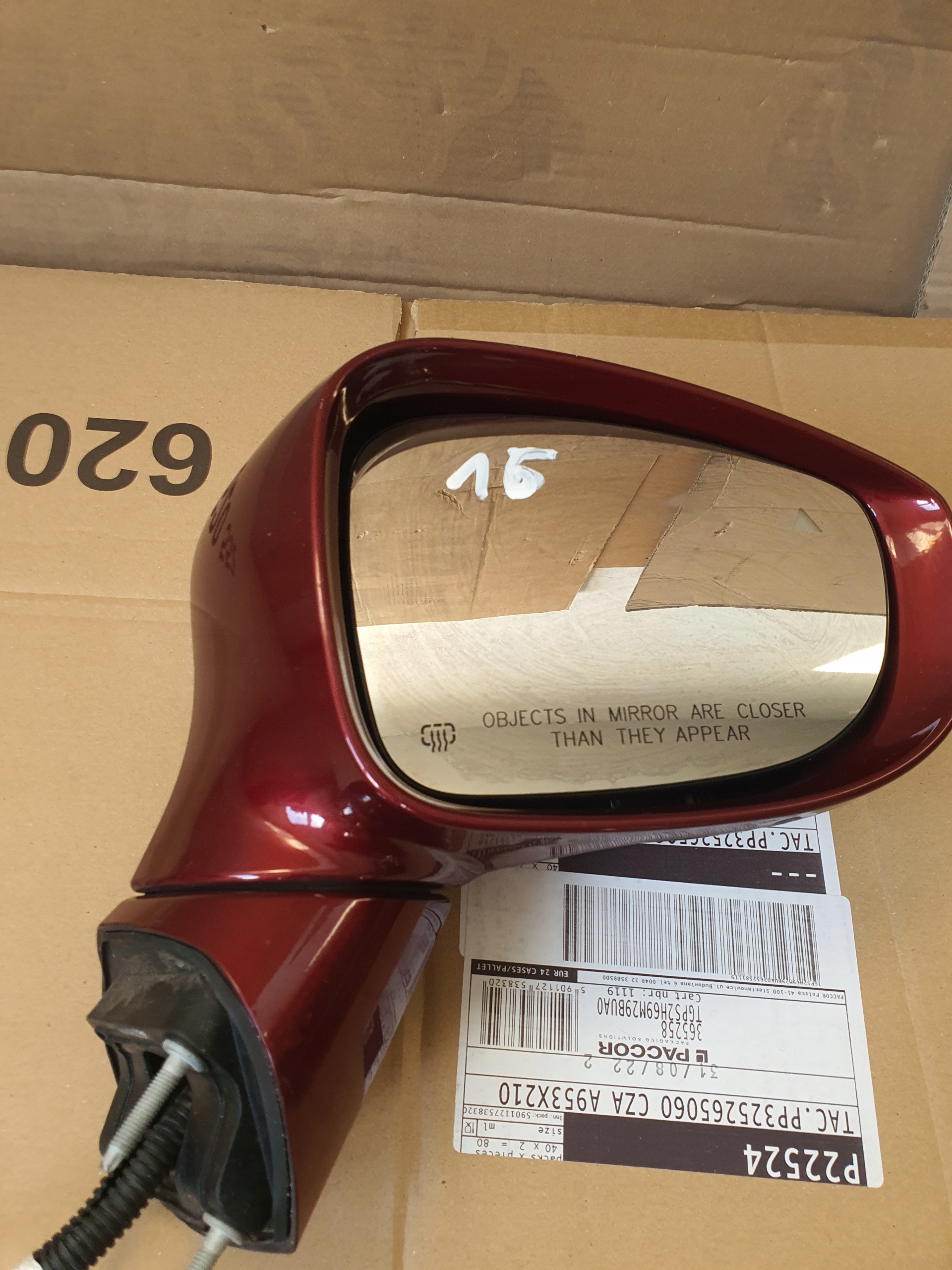 LUSTERKO PRAWE 16 PACIFICA Producent części Chrysler OE