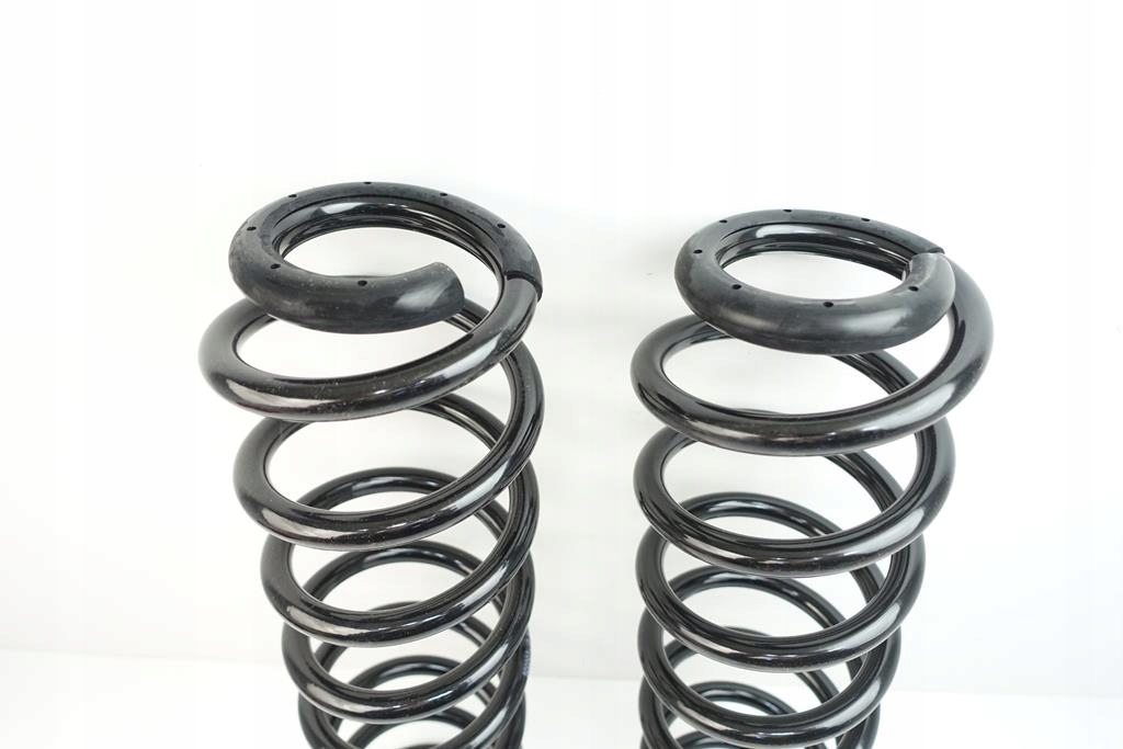 SPREZYNY ZAWIESZENIA A2113211304 MERCEDES W211 E Part manufacturer Bilstein