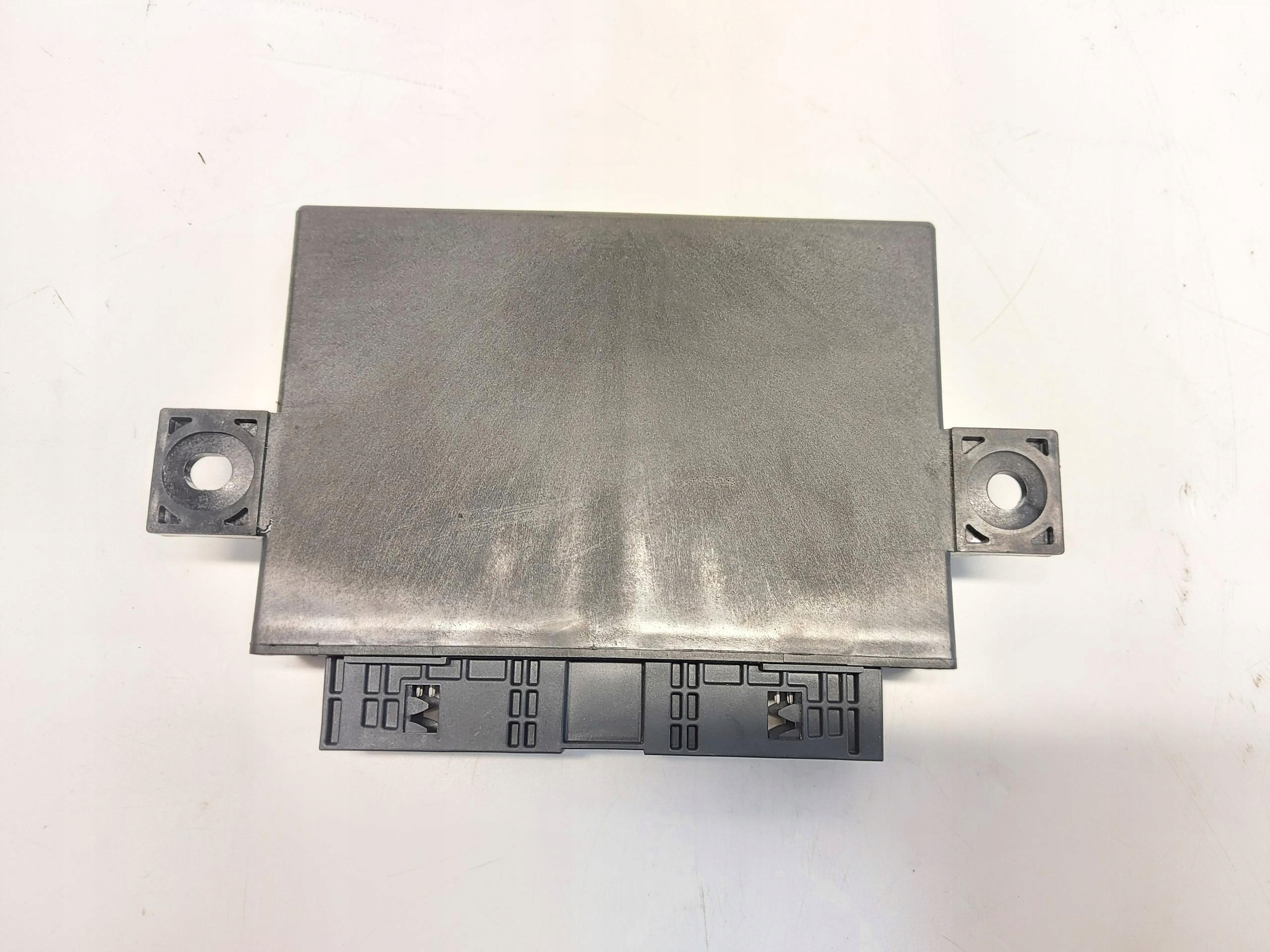 Porsche Taycan 4S 9J1 2021r module control unit 9J1907522
