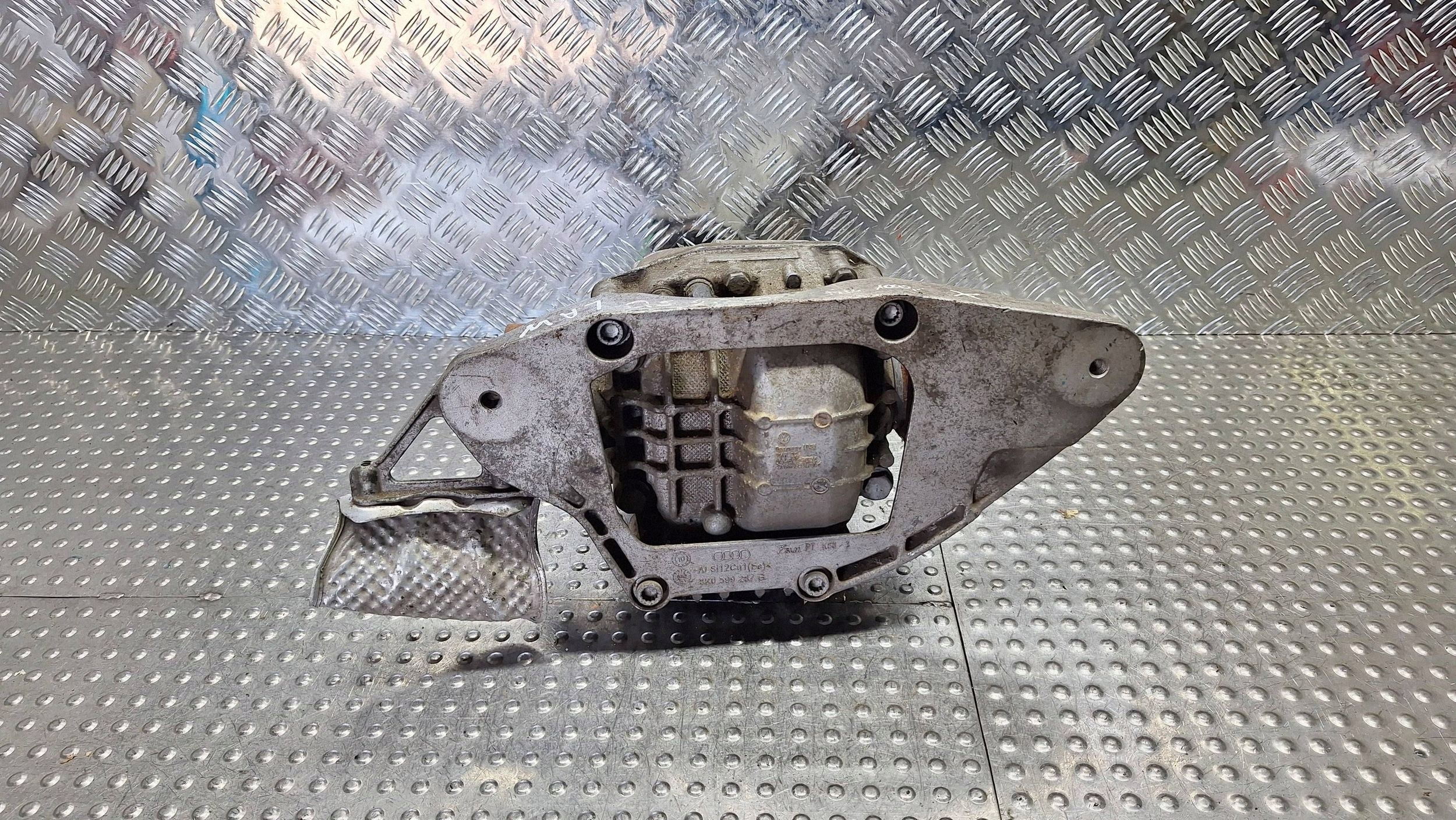 differential diff rear part LAW 0AR525053D AUDI A4 B8 A5 8T Q5 8R 3.0 TDI