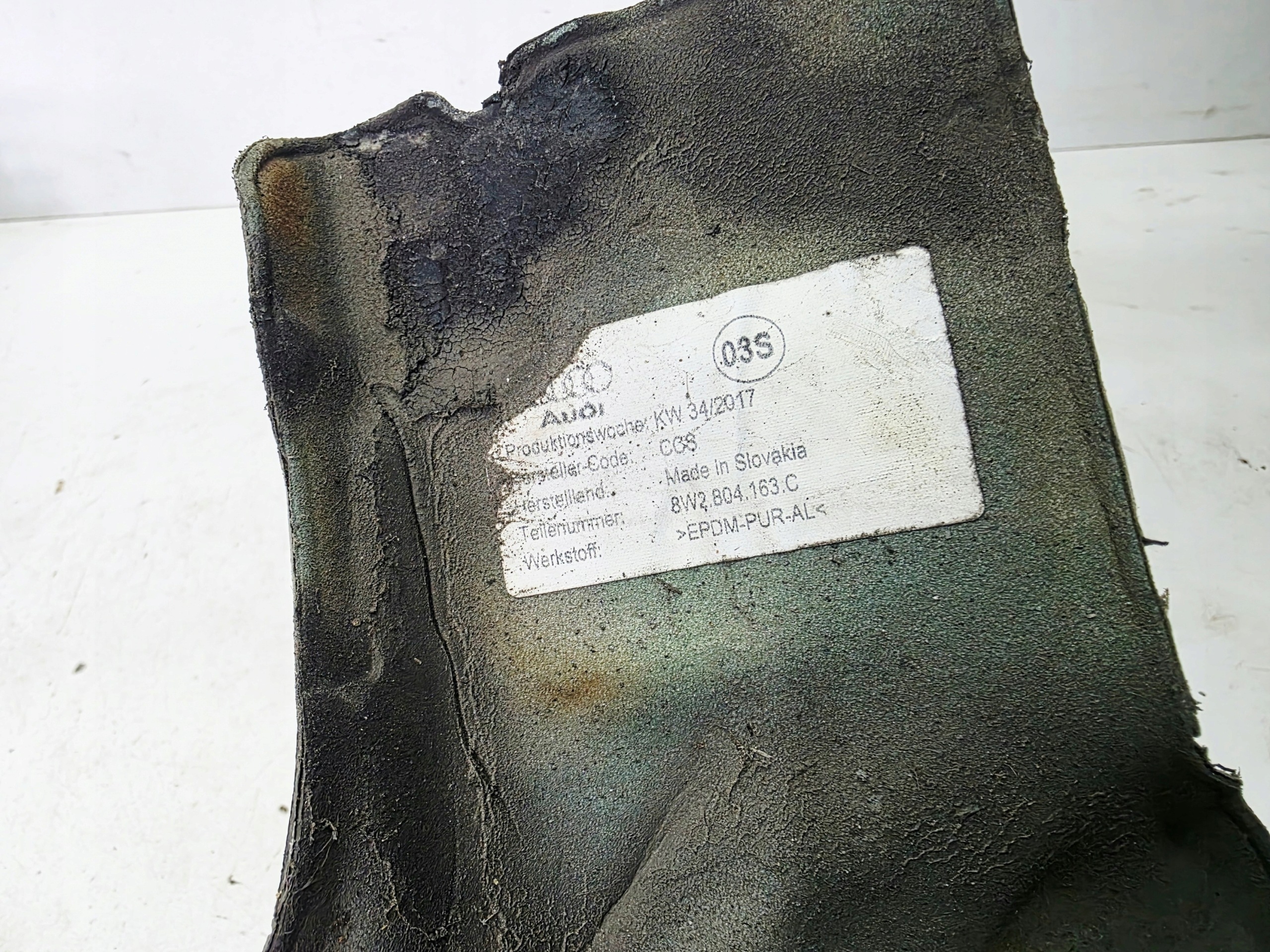 cover TERMICZNA partition wall left AUDI A4 B9 A5 2.0 TFSI 8W2804163C