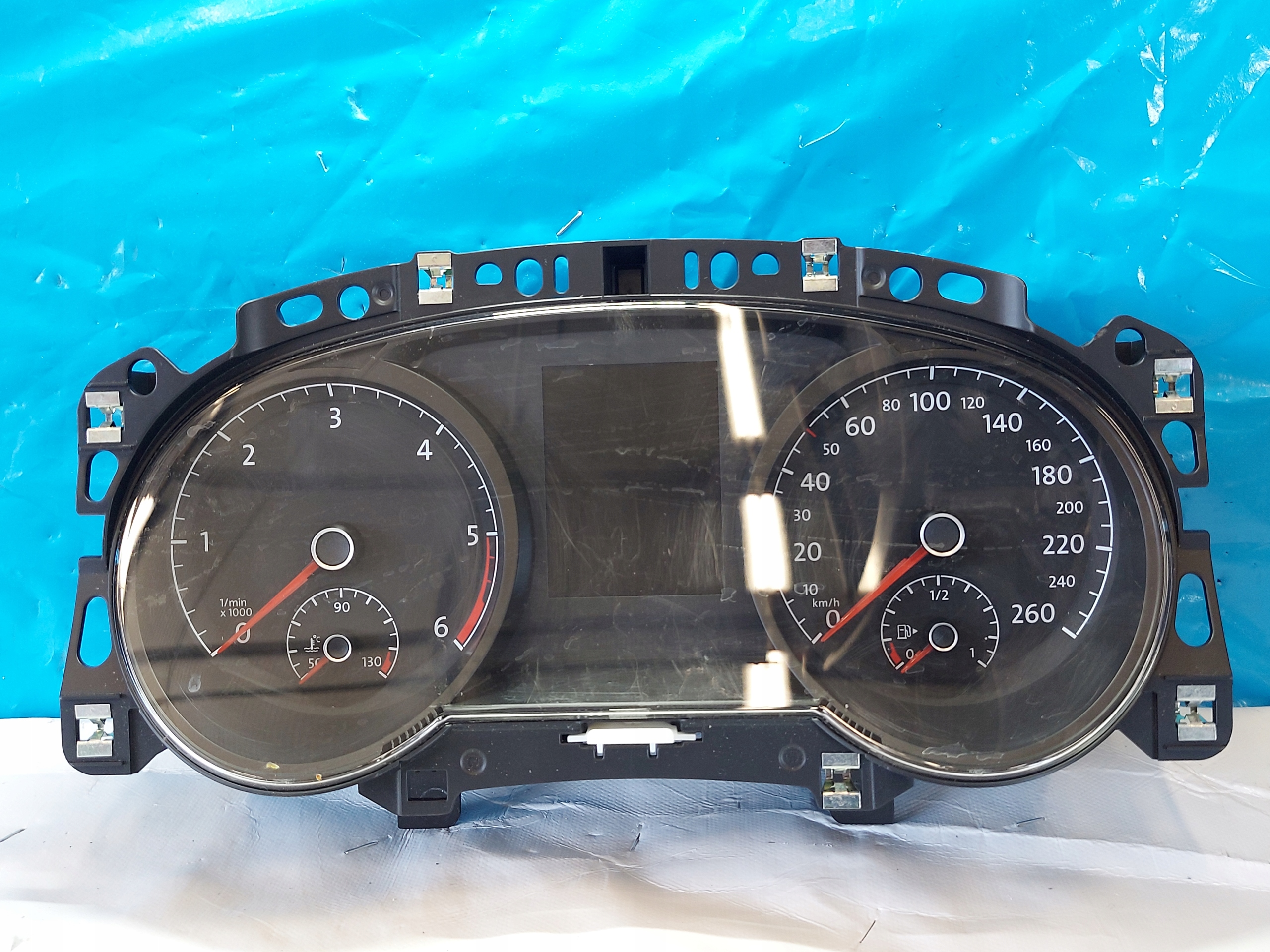 dials clock GOLF SPORT VAN 2015r 1.6 TDI 517920741