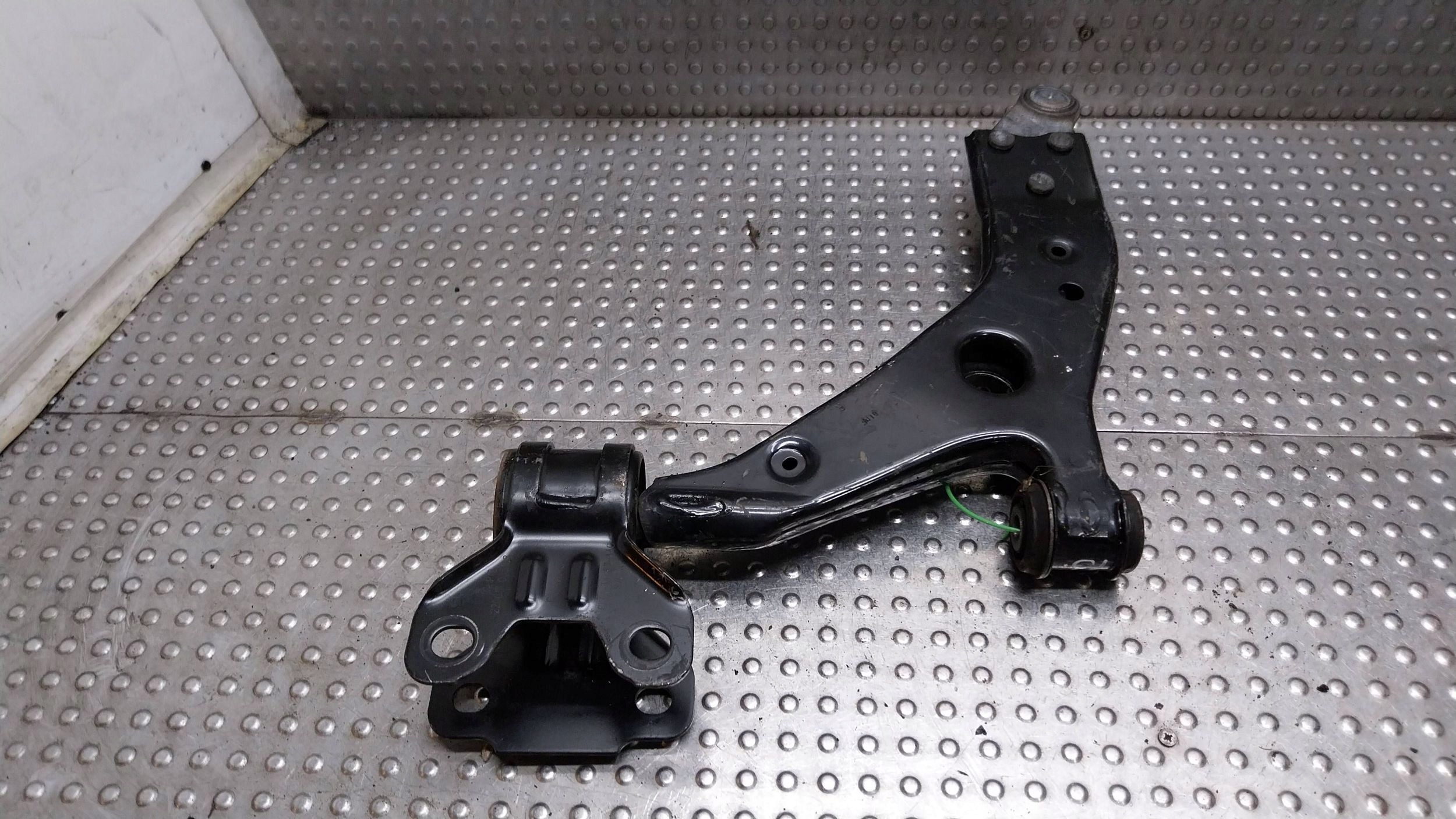 arm right front CV61-3C339-AAA FORD KUGA MK2