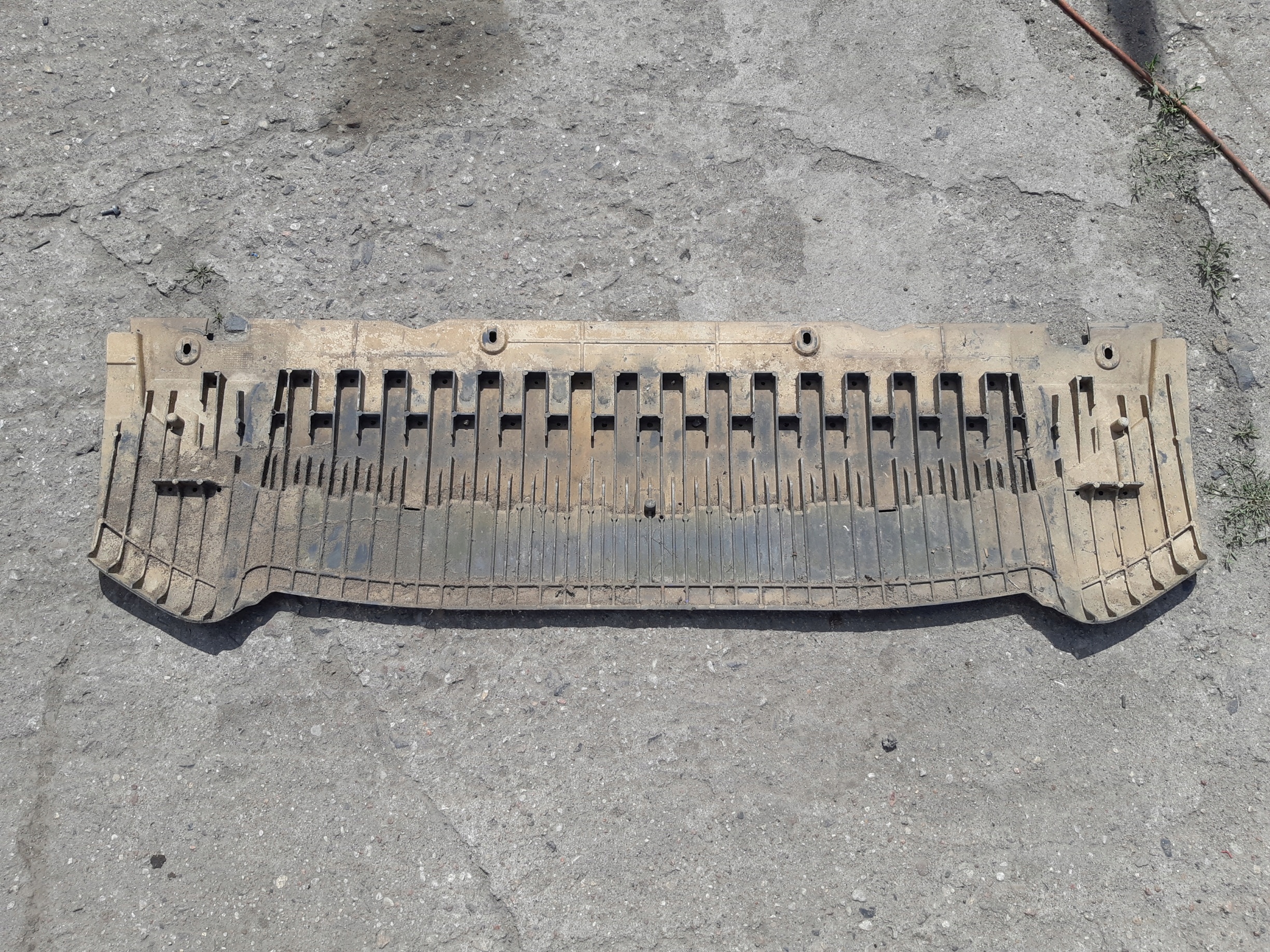 AUDI A4 B8 OSŁONA PŁYTA POD ZDERZAK 8K0807233 Numer katalogowy części 8K0807233