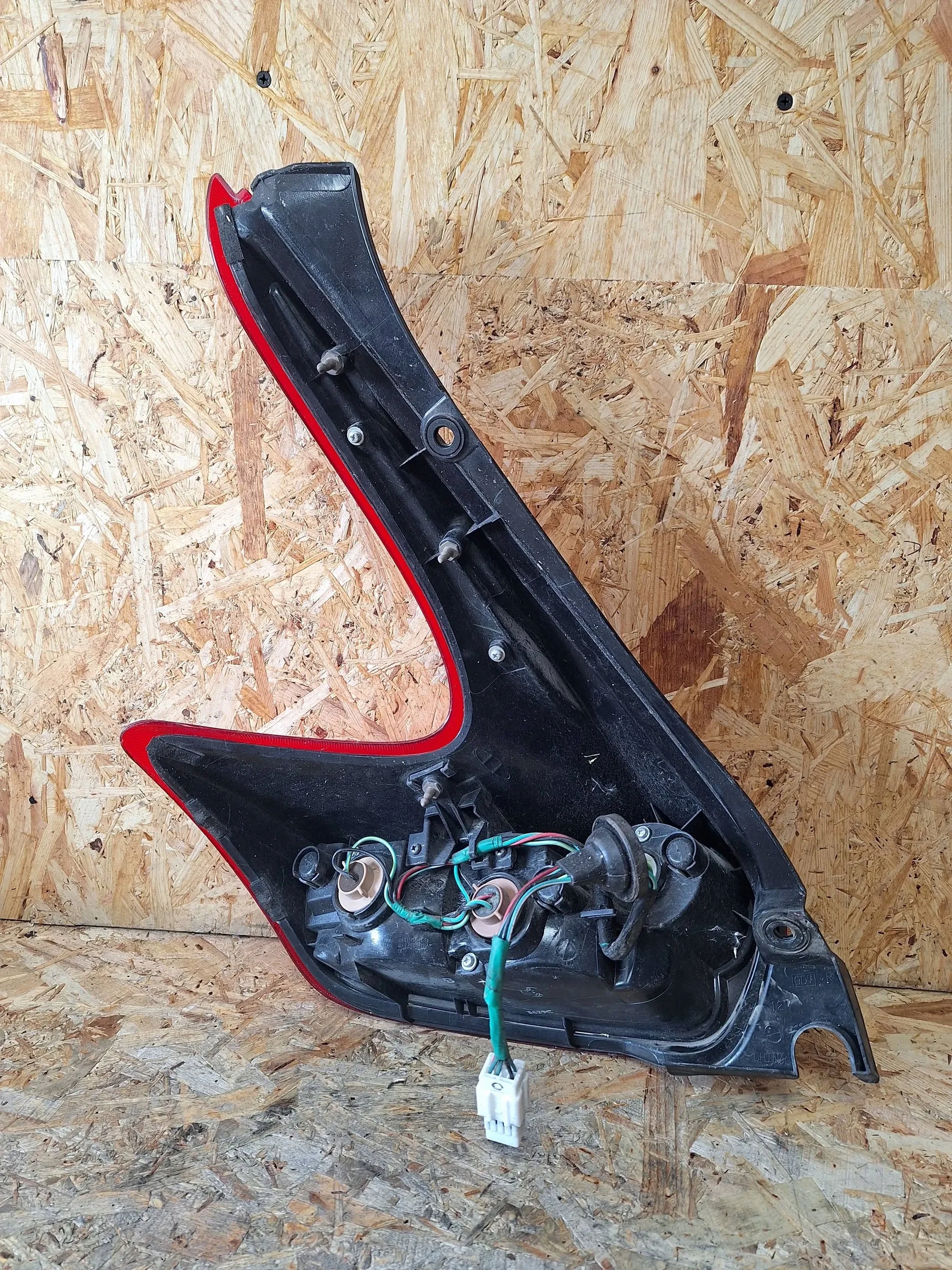light rear part right Nissan Juke F15 10-14