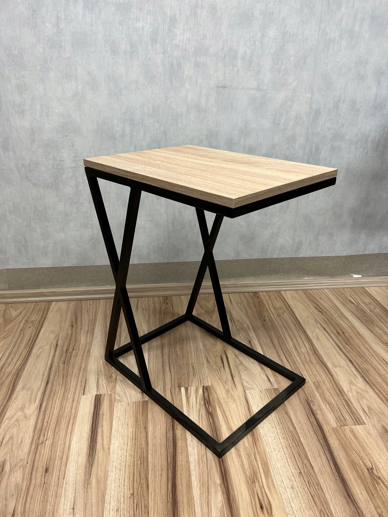 Loftový stůl boční pomocný stolek 52x38 barev