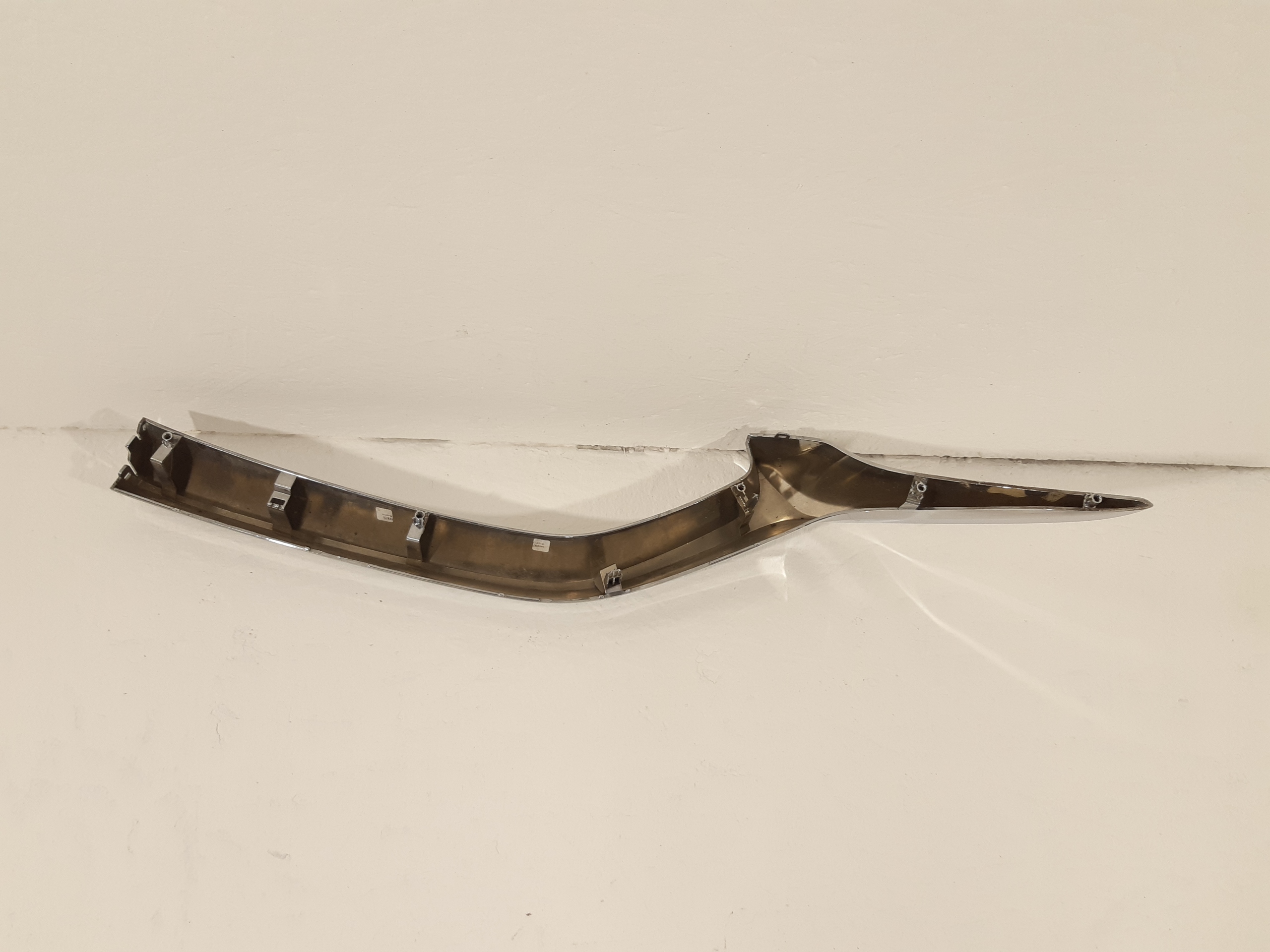 хром молдинг в решетка радиатора mazda CX5 II