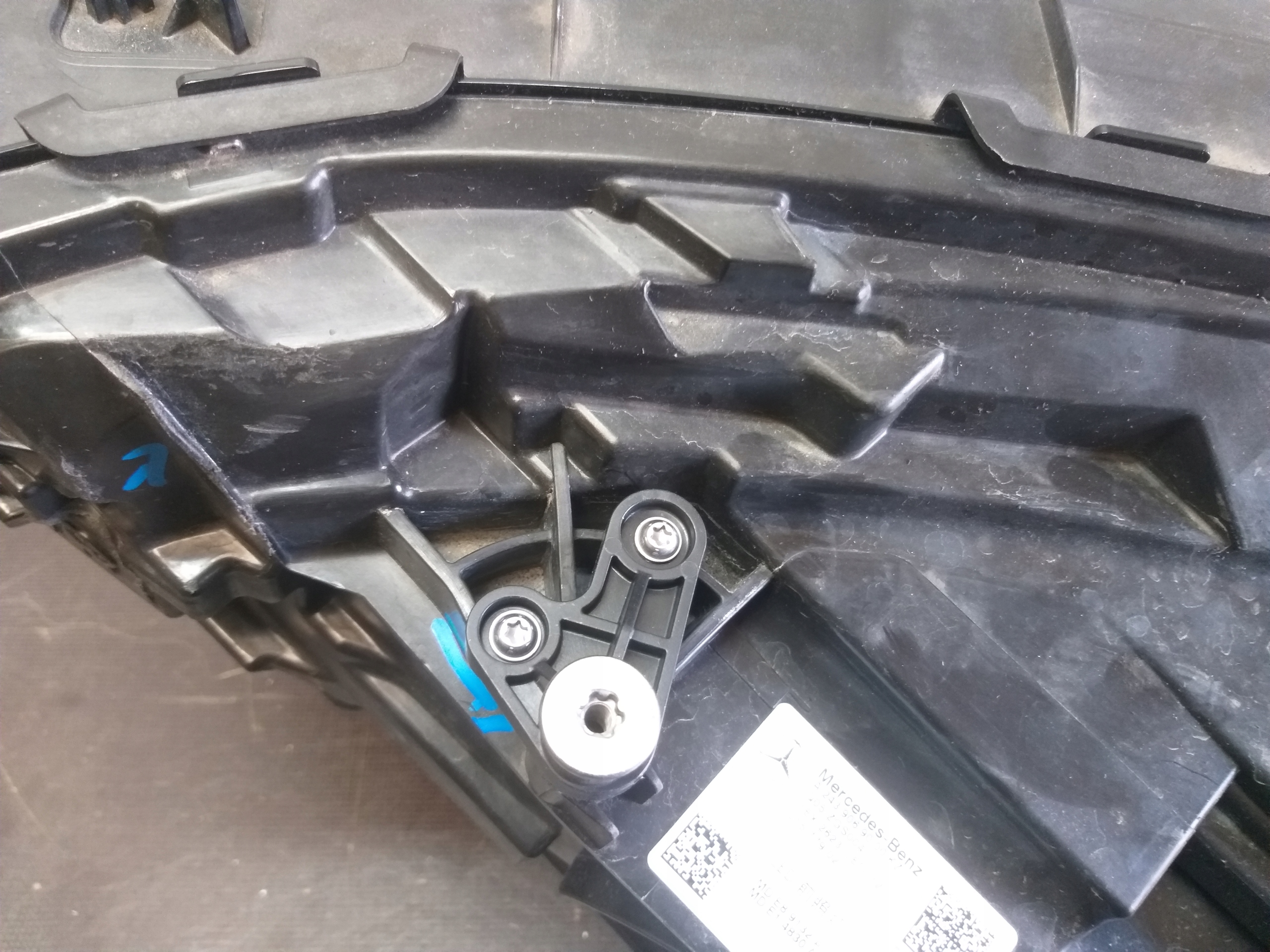LIGHT FRONT RIGHT MERCEDES EQB FULL LED HP W243 A2439069000
