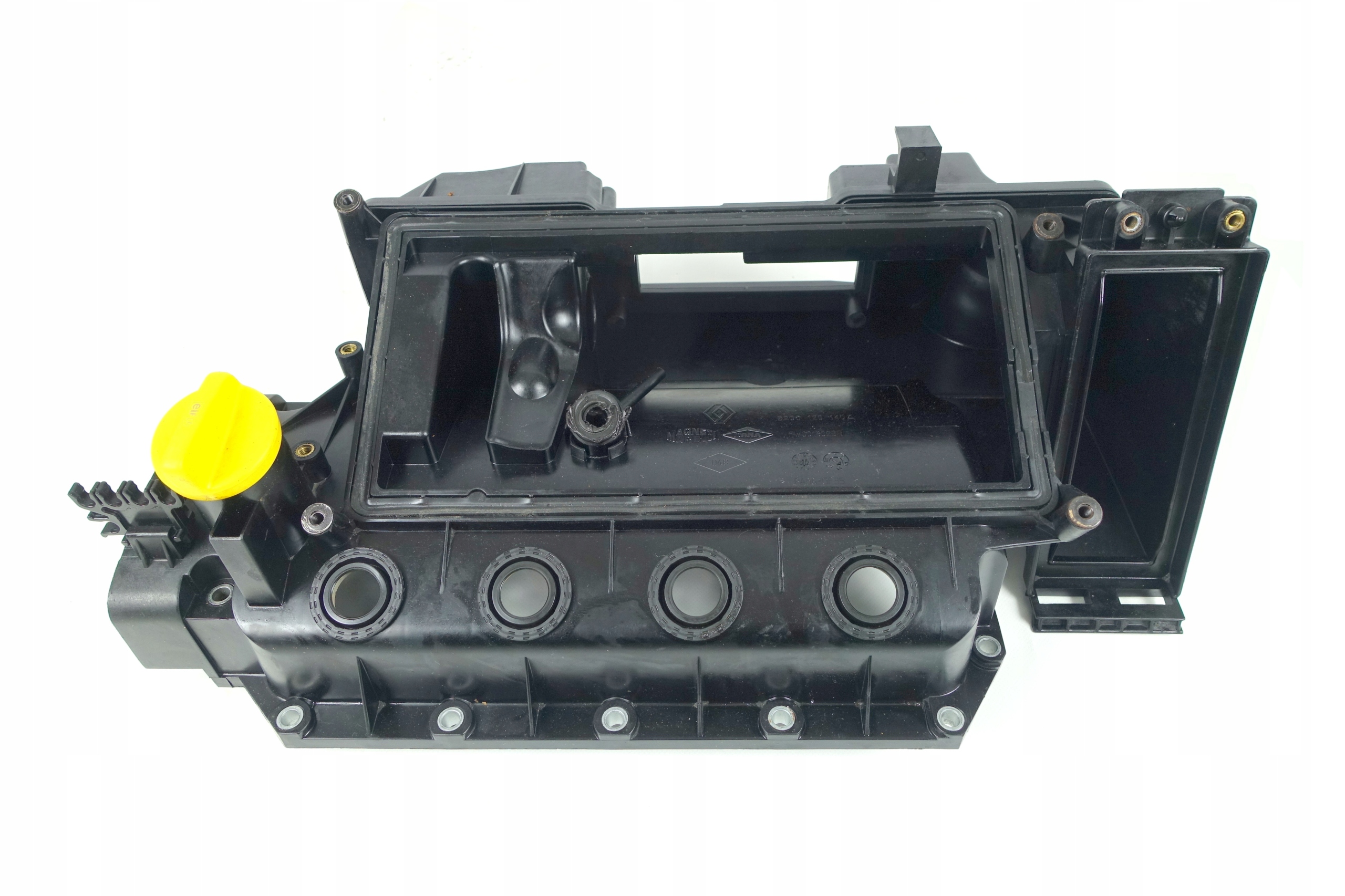 8200120140A - КРЫШКА КЛАПАНА RENAULT CLIO 2 II KANGOO 1.2 16V