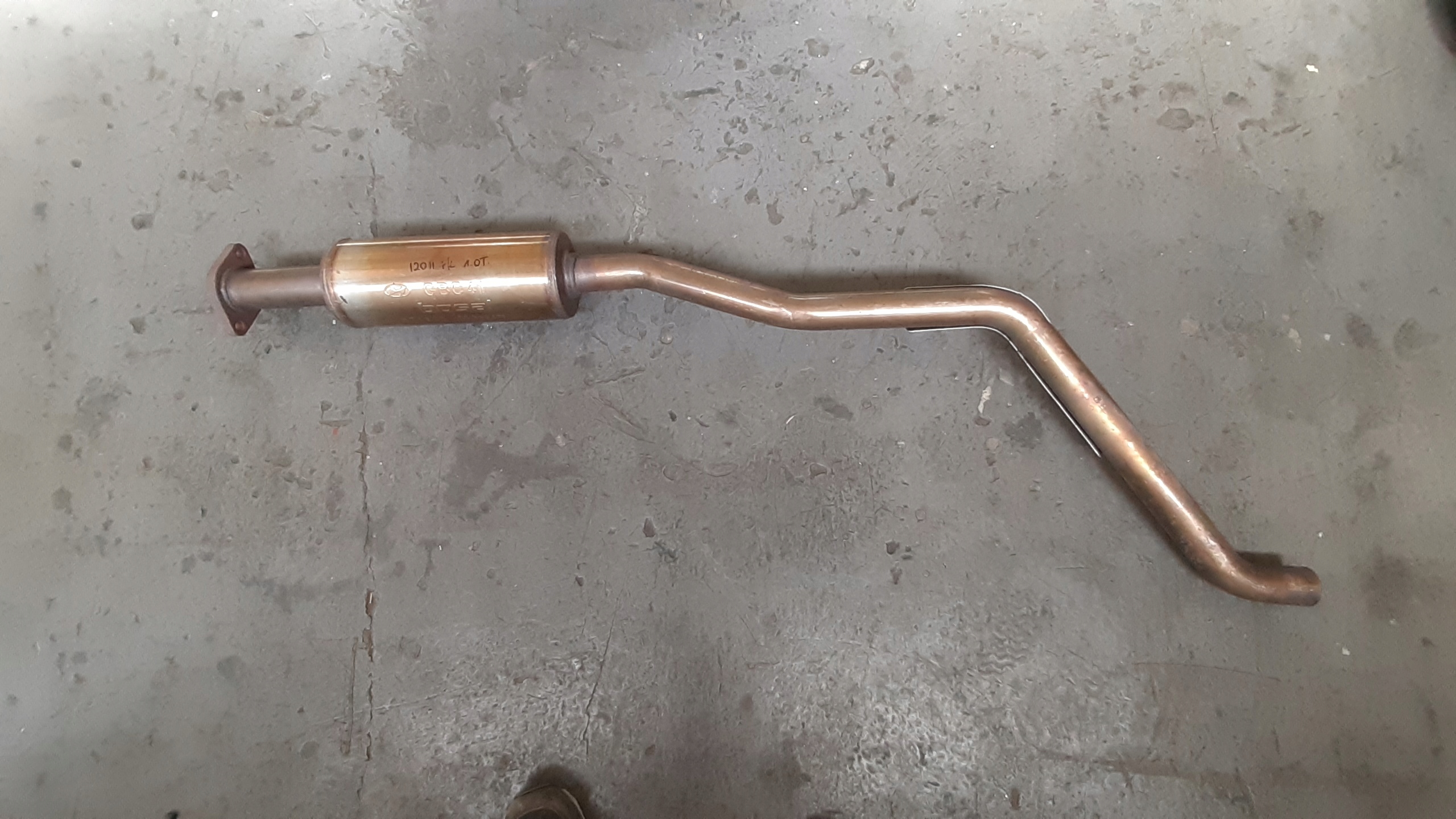 1.0T-GDI 1.0T - HYUNDAI I20 II 2018 лифт 1.0 T глушитель средняя труба