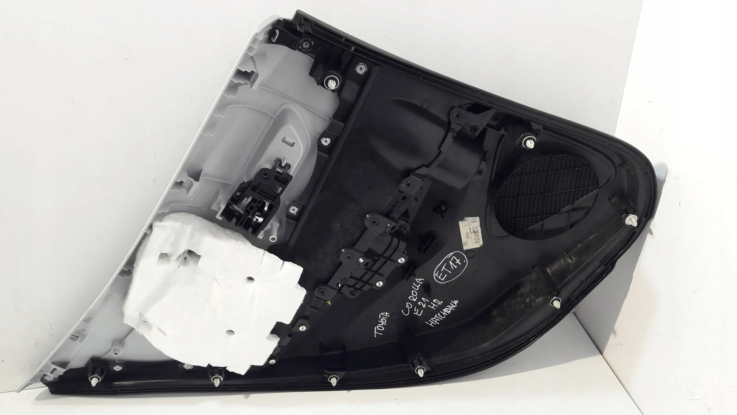 Toyota Corolla E21 side door 67613-026640 right rear Hatchback (ET17)