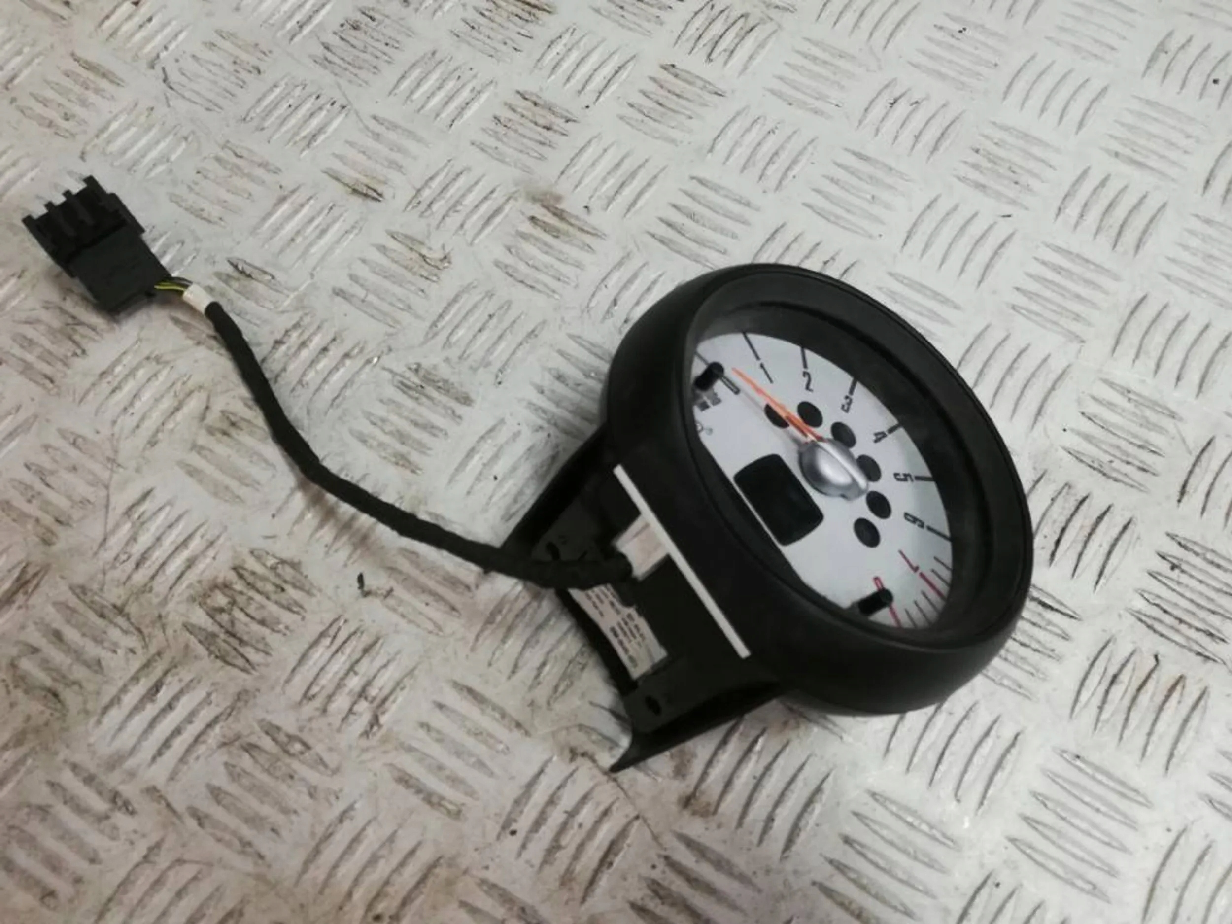 MINI R56 OBROTOMIERZ 9260579