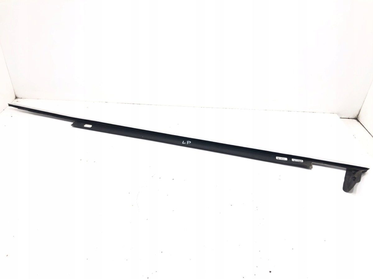 НАКЛАДКА ZGARNIAJACA ПЕРЕД ЛЕВА CHROMg0863283 AUDI A6 C777km 11-18