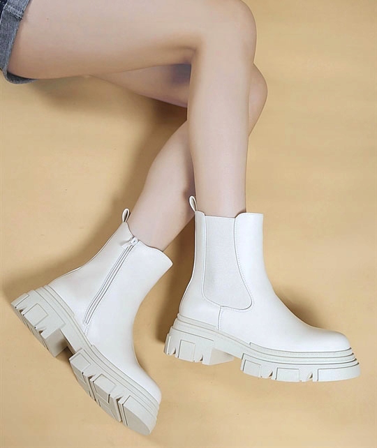 BOTKI DAMSKIE WORKERY BEŻOWE OCIEPLONE SKÓRA 38 Kod producenta JJ39 BEIGE