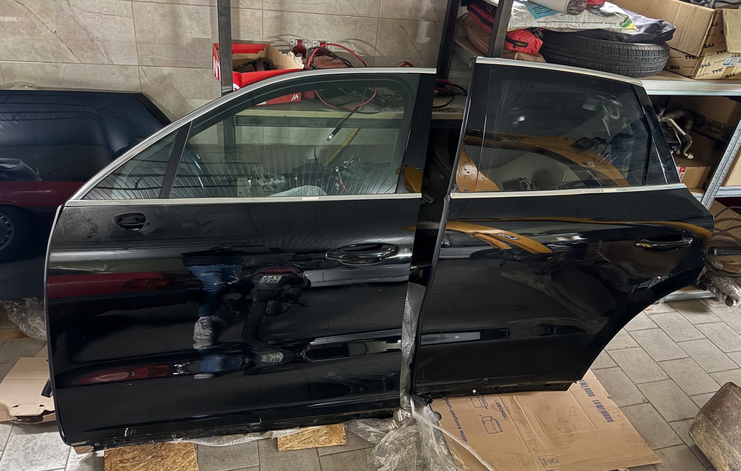 PORSCHE CAYENNE III COUPE door left left front rear part COUPE complete black,
