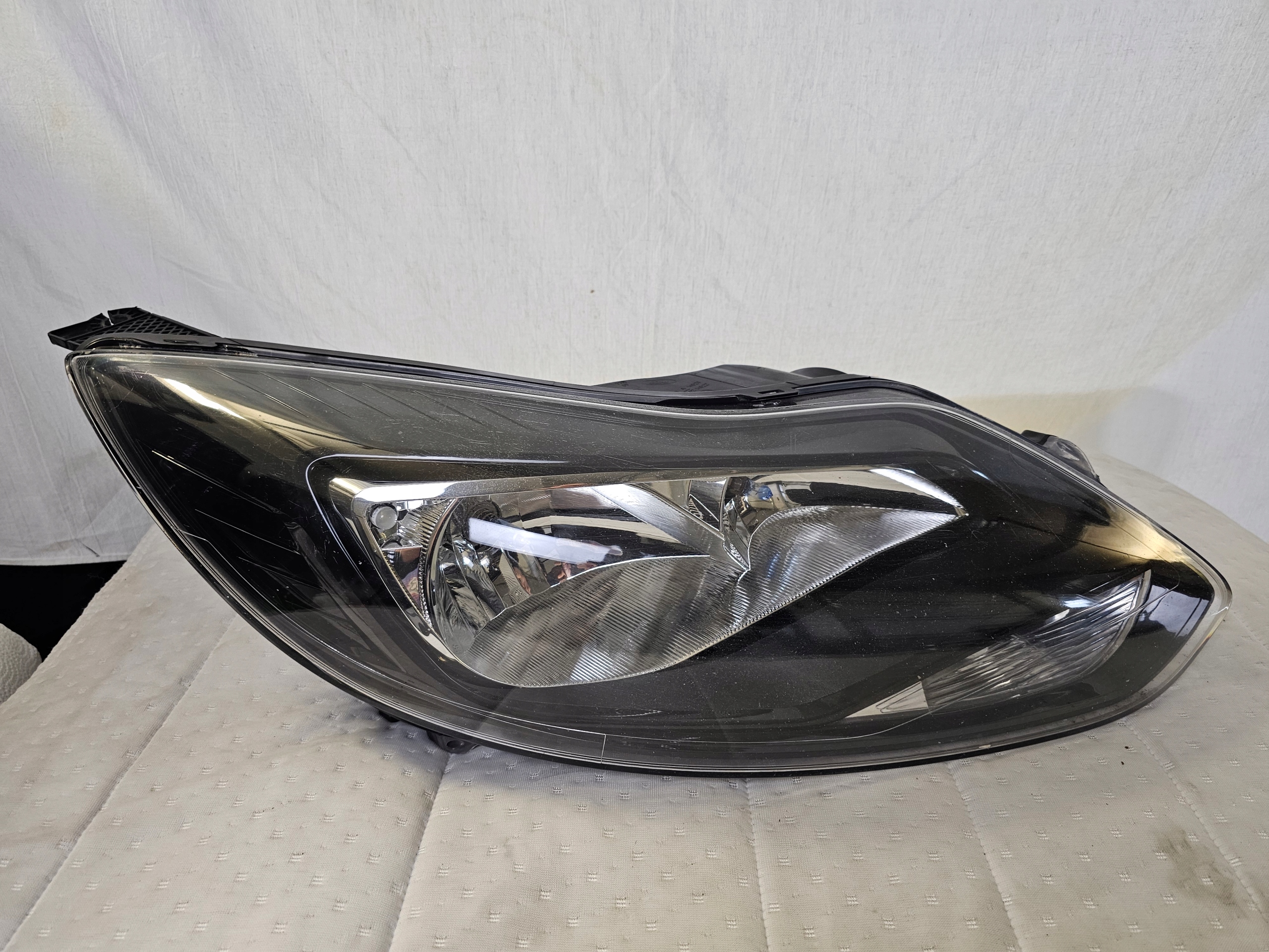 ФАРА ФАРА ПЕРЕД ПРАВА ПРАВЫЙ FORD FOCUS Mk3