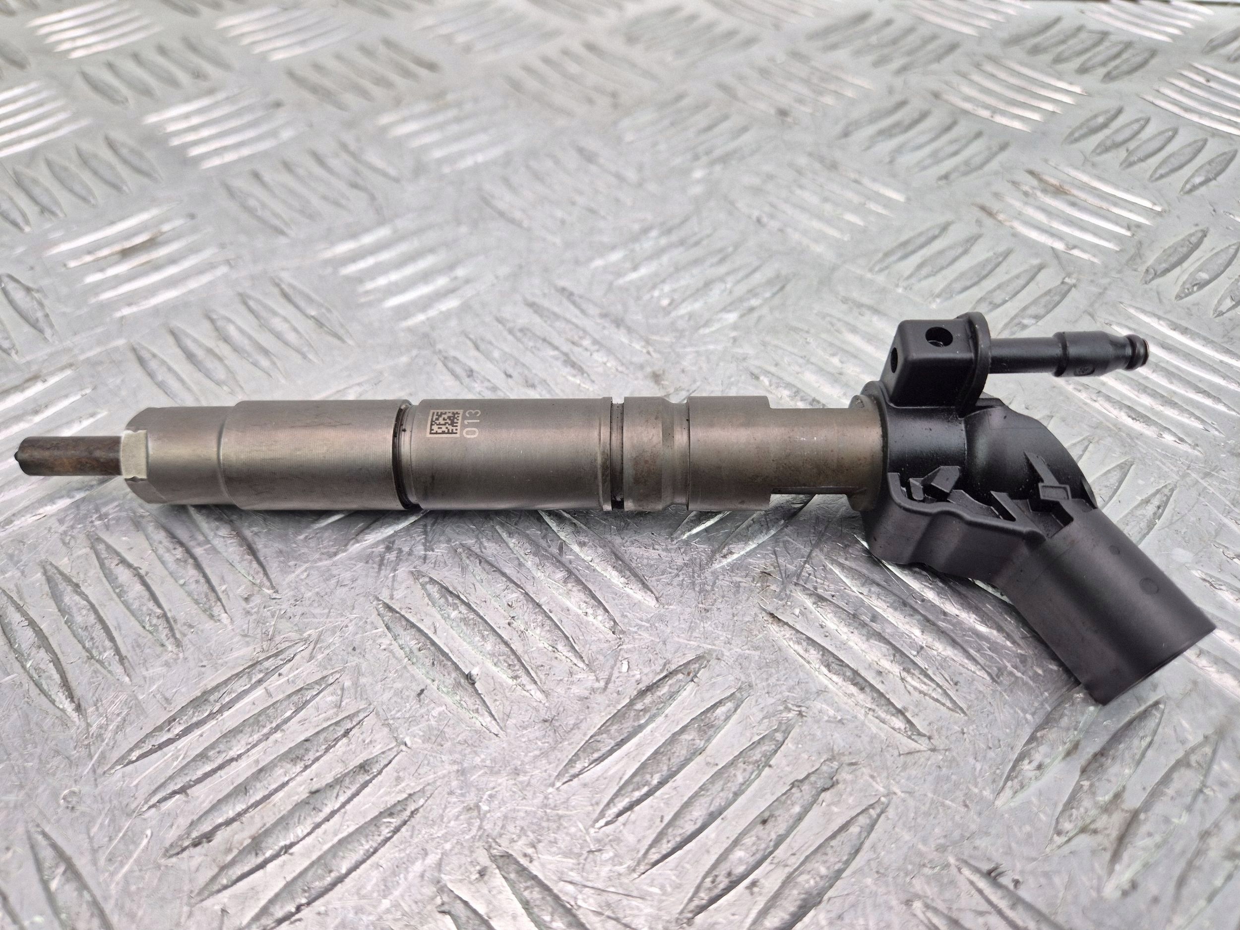 Mercedes E280 CDI W211 3.0 injector A6420701387 642.920