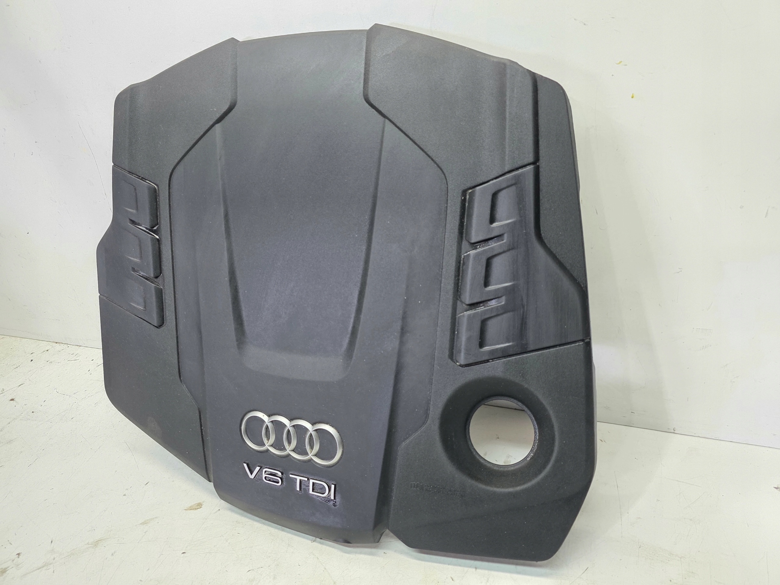 cover engine housing cover AUDI A6 C8 3.0 TDI 059103925CL