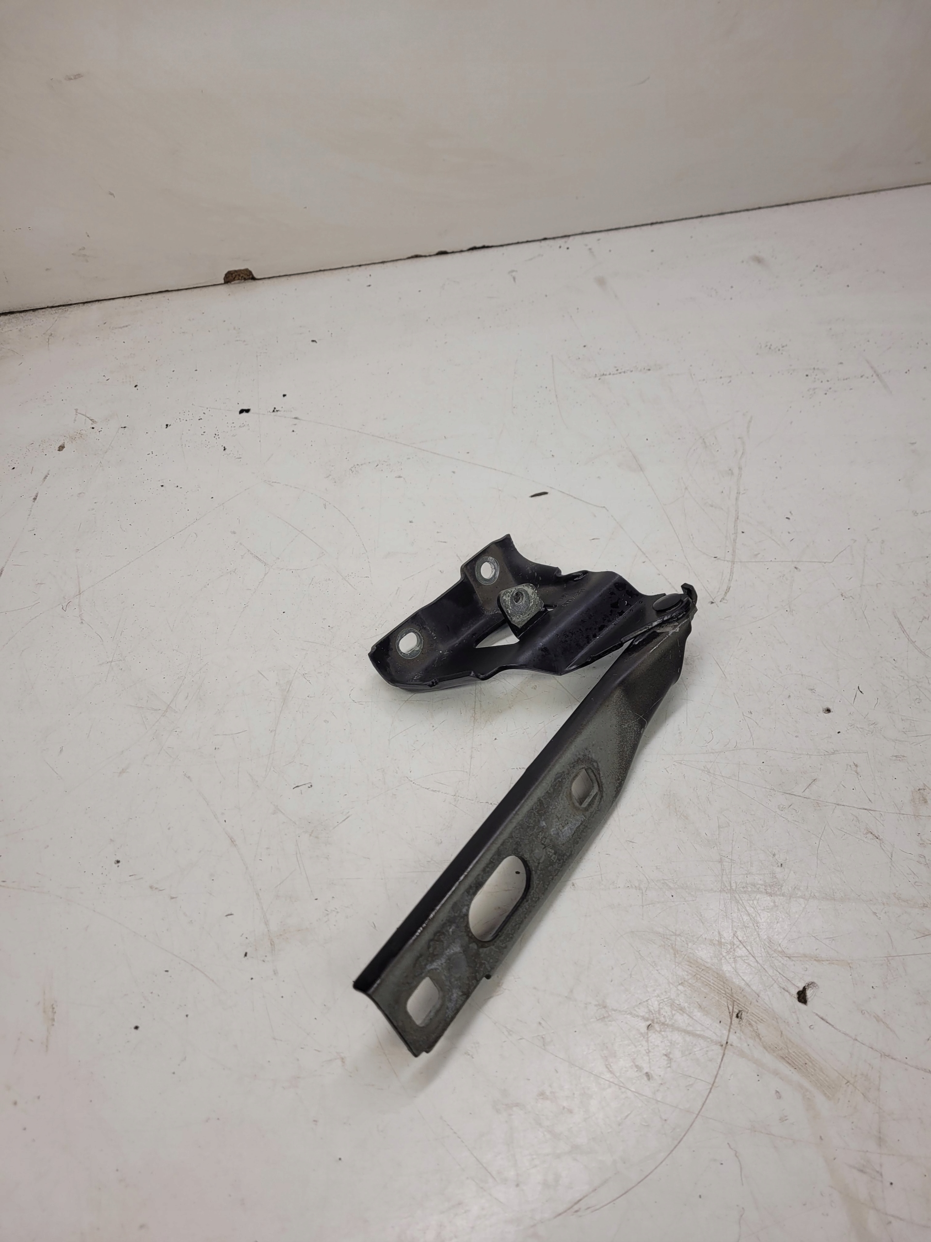 hinge bonnets right AUDI A4 B8 8K0823302B