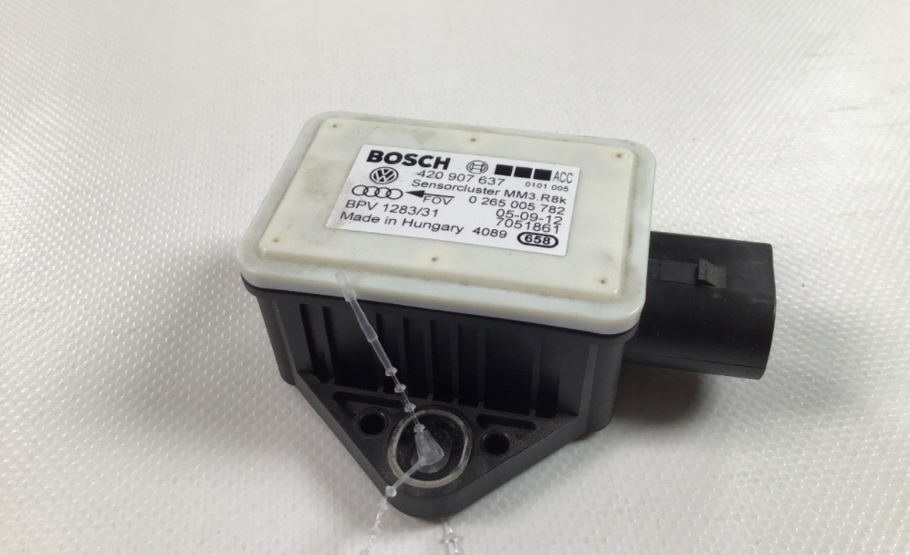 ДАТЧИК BENTLEY LAMBORGHINI ESP 420907637