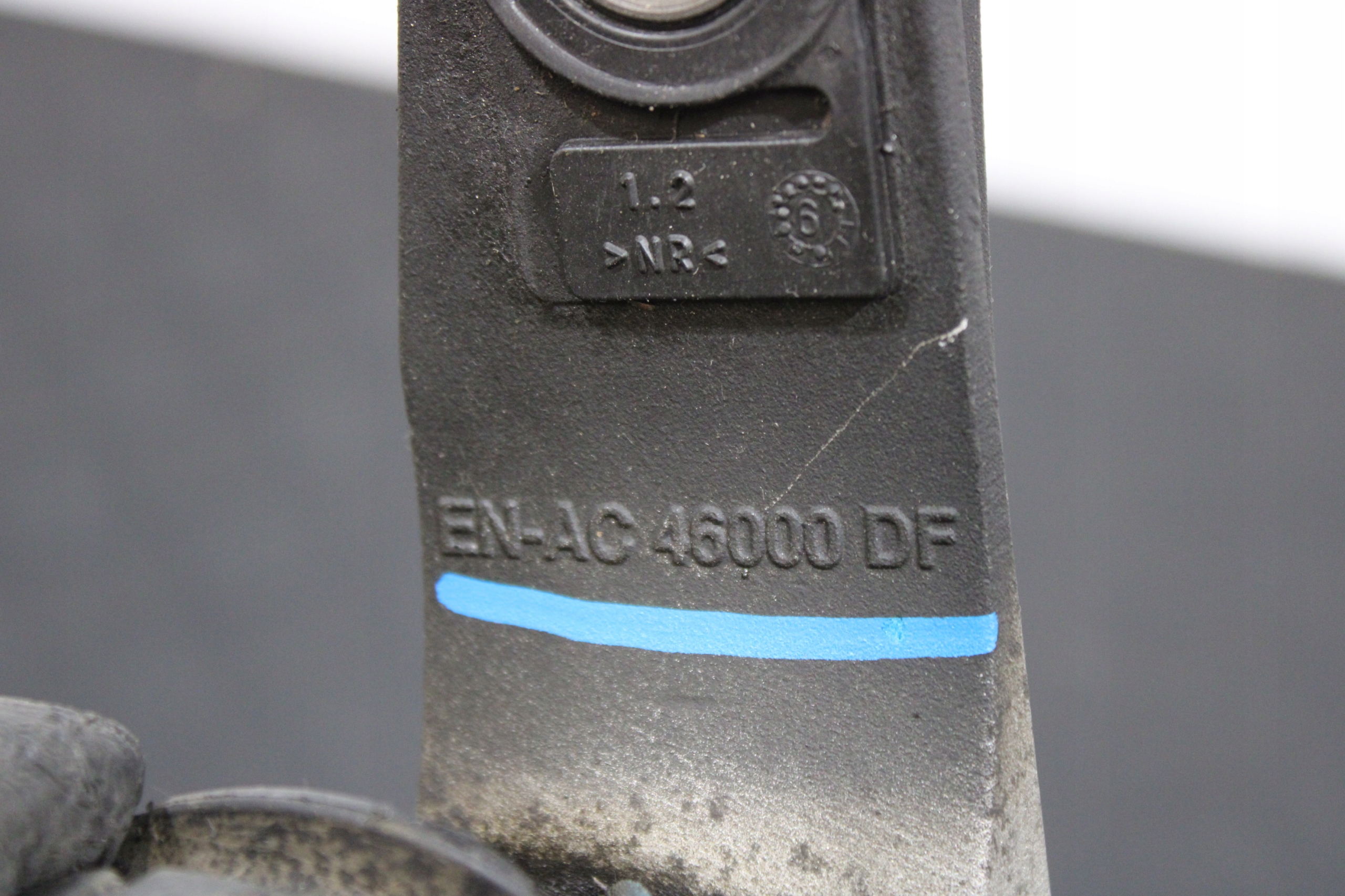 holder engine mount VOLVO V40 II 2 CROSS COUNTRY