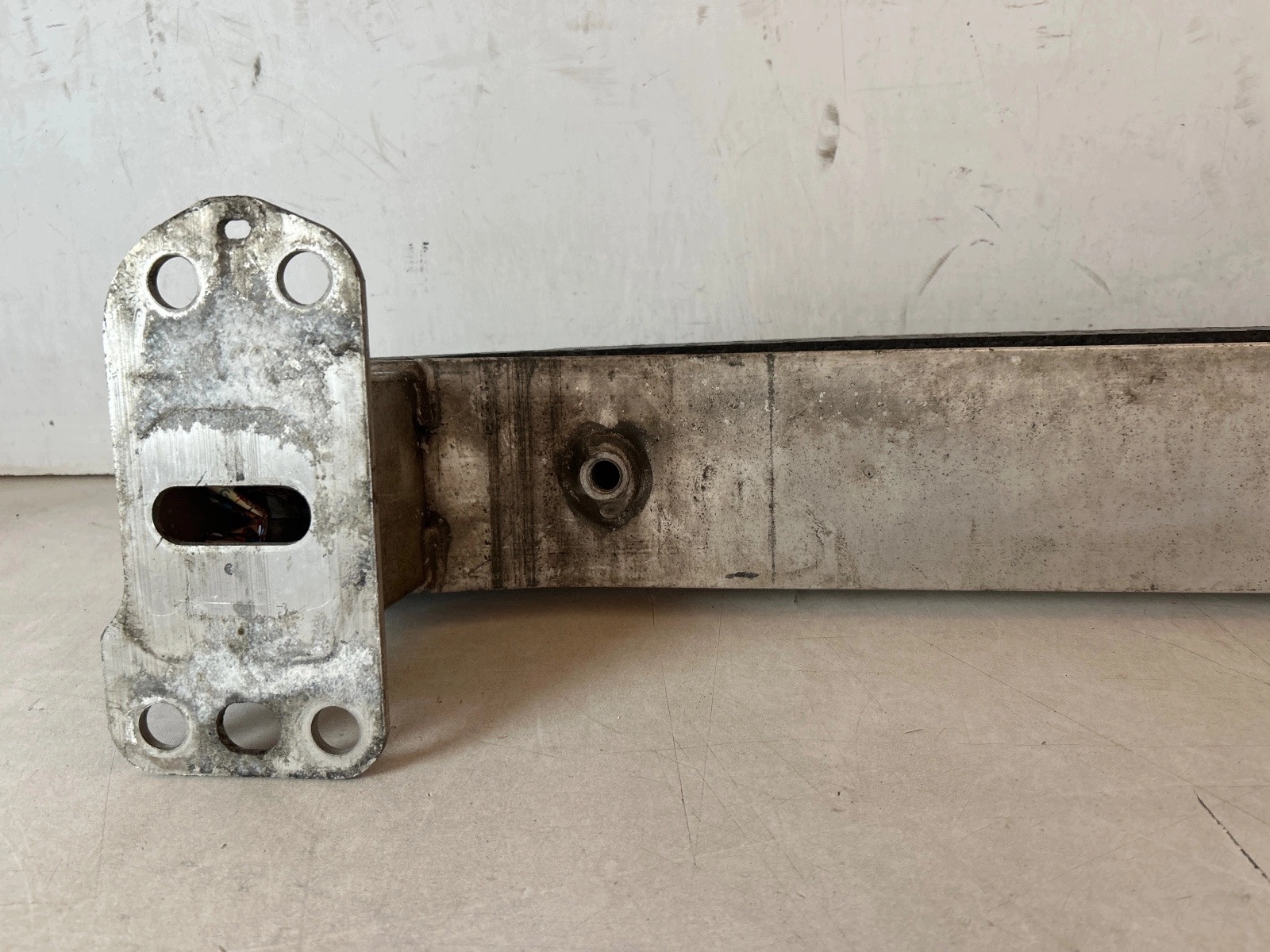 sider pillar of a bumper front absorber Fiat 500L