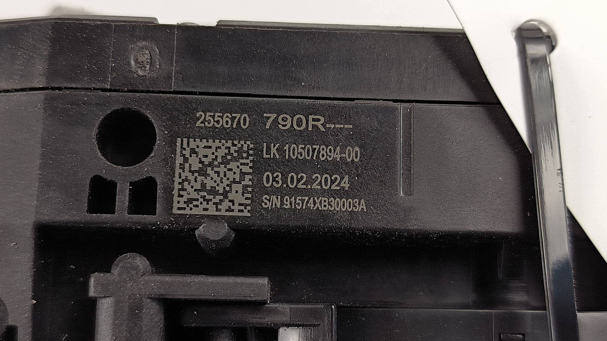 DEVIO LUCI TERGICRISTALLO TERGI 255670790R RENAULT ARKANA LIFT