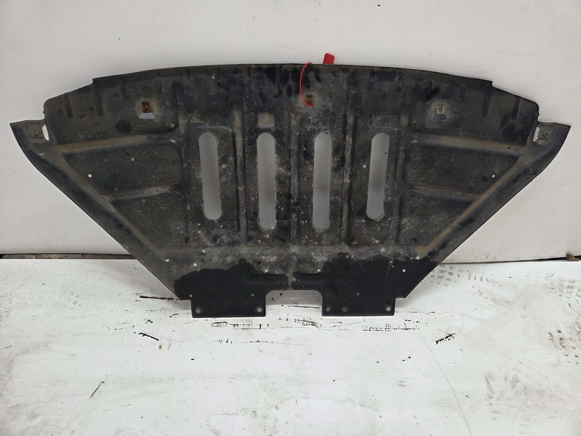 cover below engine BMW X1 E84 X DRIVE OE