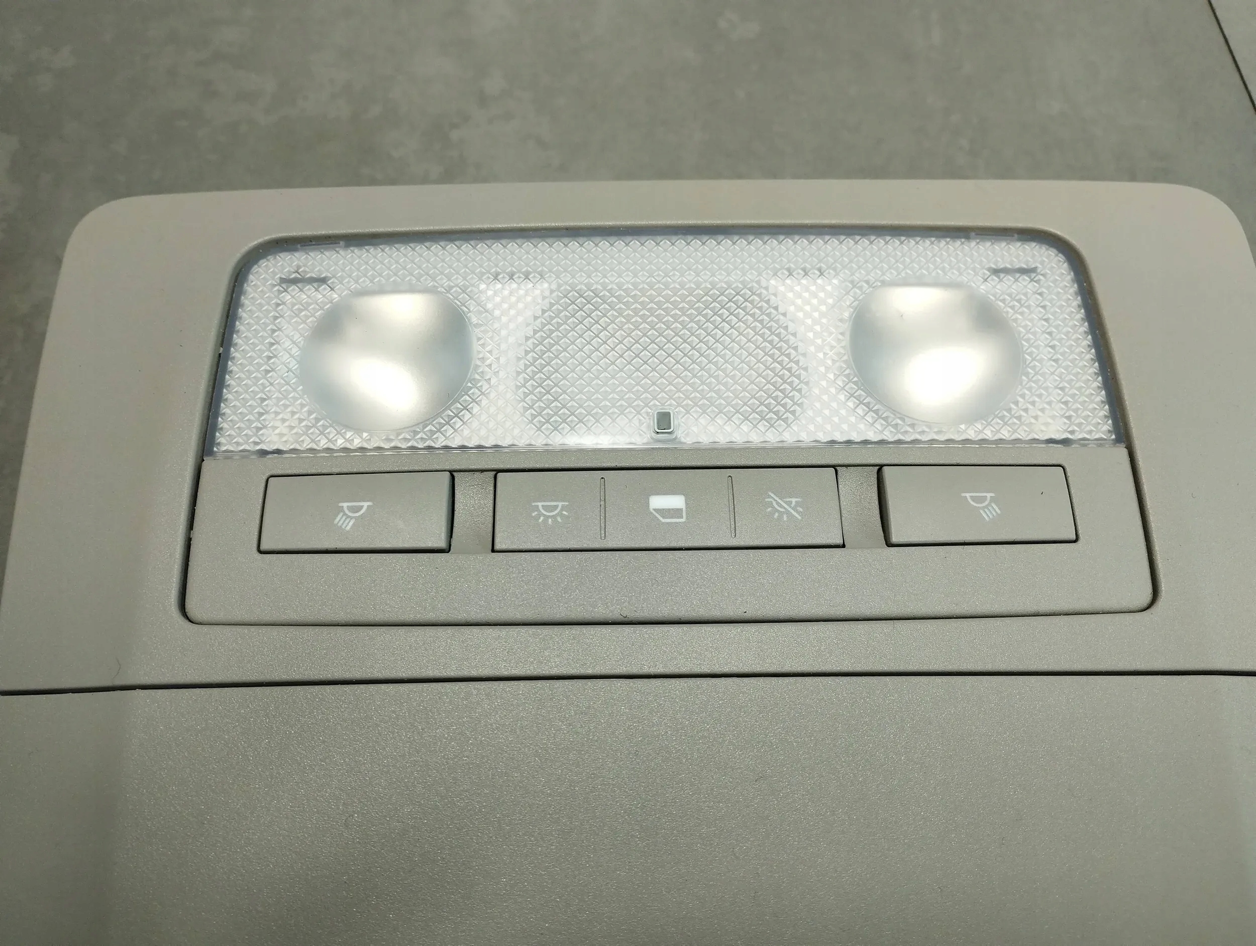Opel Insignia A KOMBI Feux phare Interne 13429566