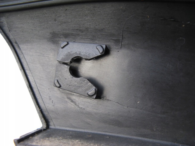cap for fender right front SUZUKI SX4